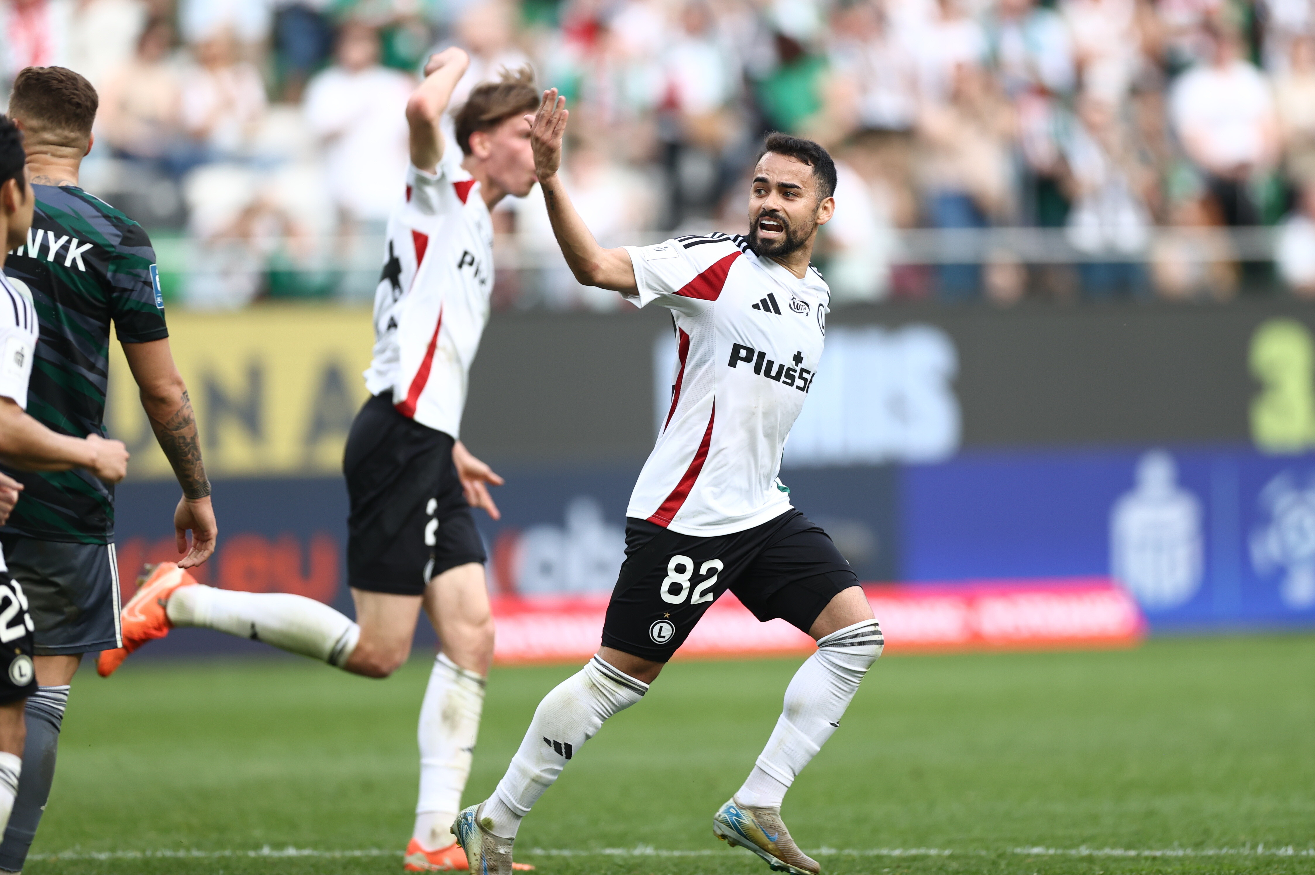 W Warszawie pachniało sensacją. 19-latek bohaterem Legii w ostatniej akcji