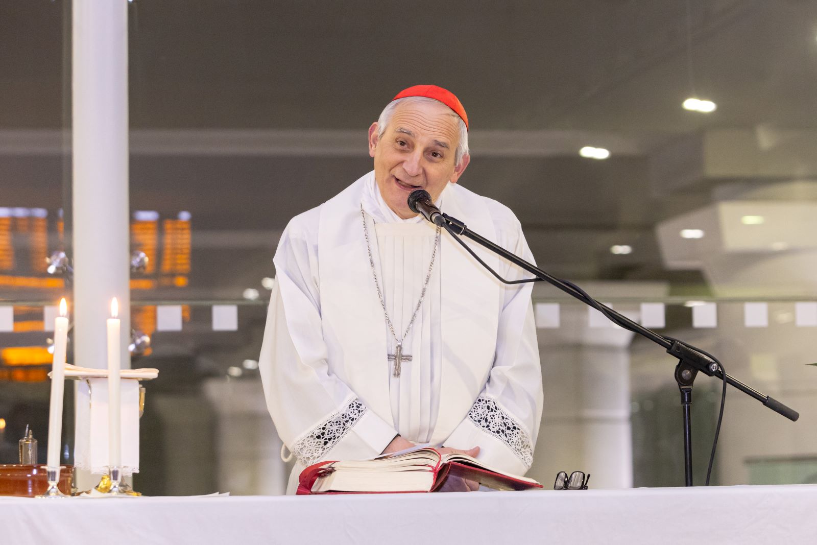 On może zostać nowym papieżem. Kibicuje klubowi, w którym gwiazdą jest Polak