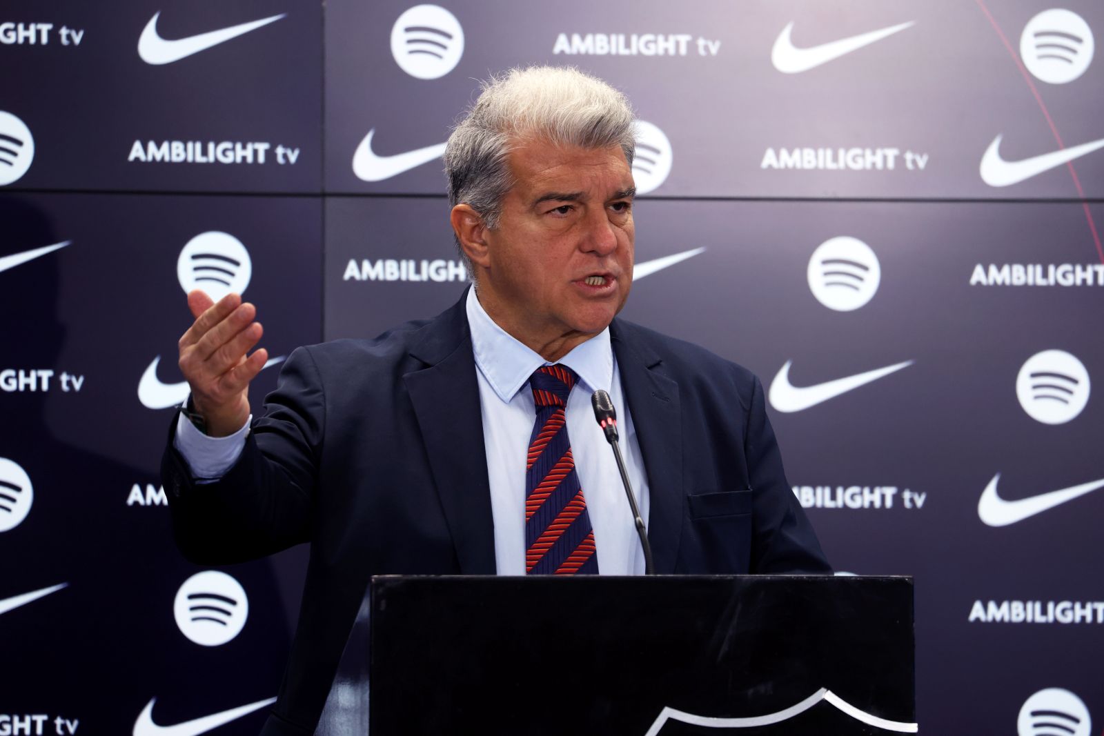 Barcelona grzmi przed meczem z Realem. "Niedopuszczalna sytuacja"