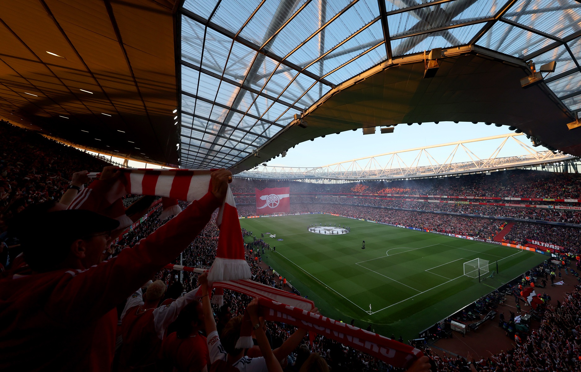 Skandal w Londynie. Klub nie zezwolił kibicom na oprawę i... przygotował własną