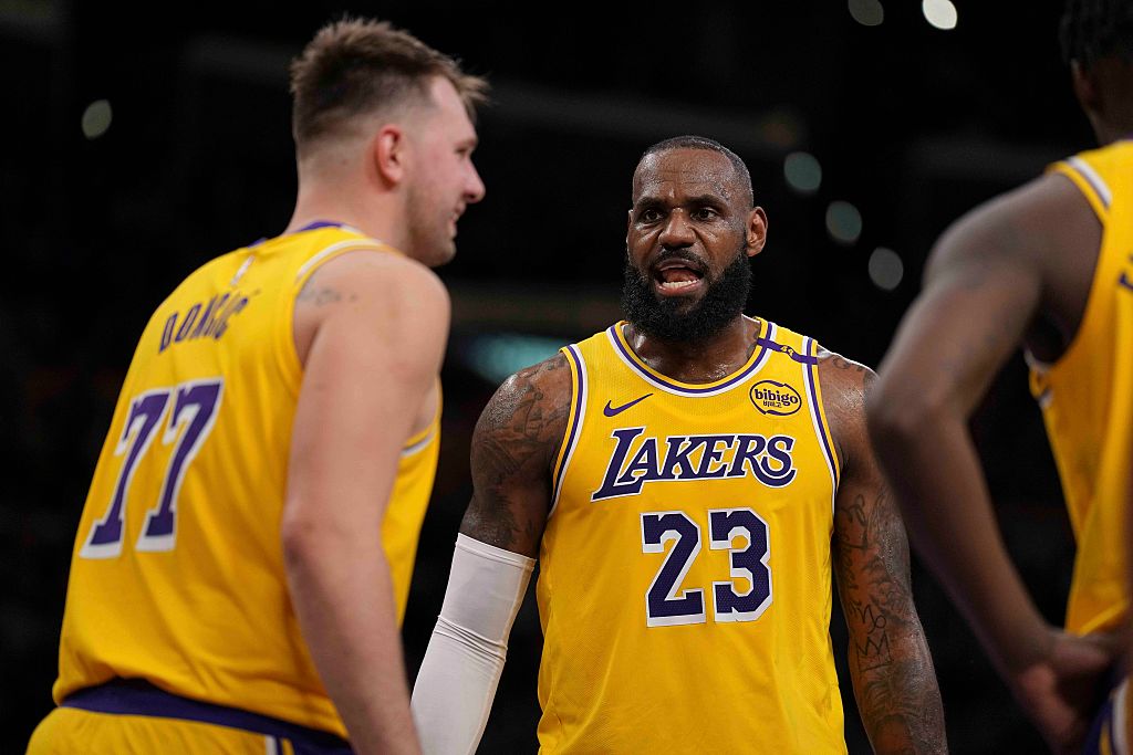 Koszykarska katastrofa LA Lakers. Kto jest winny?