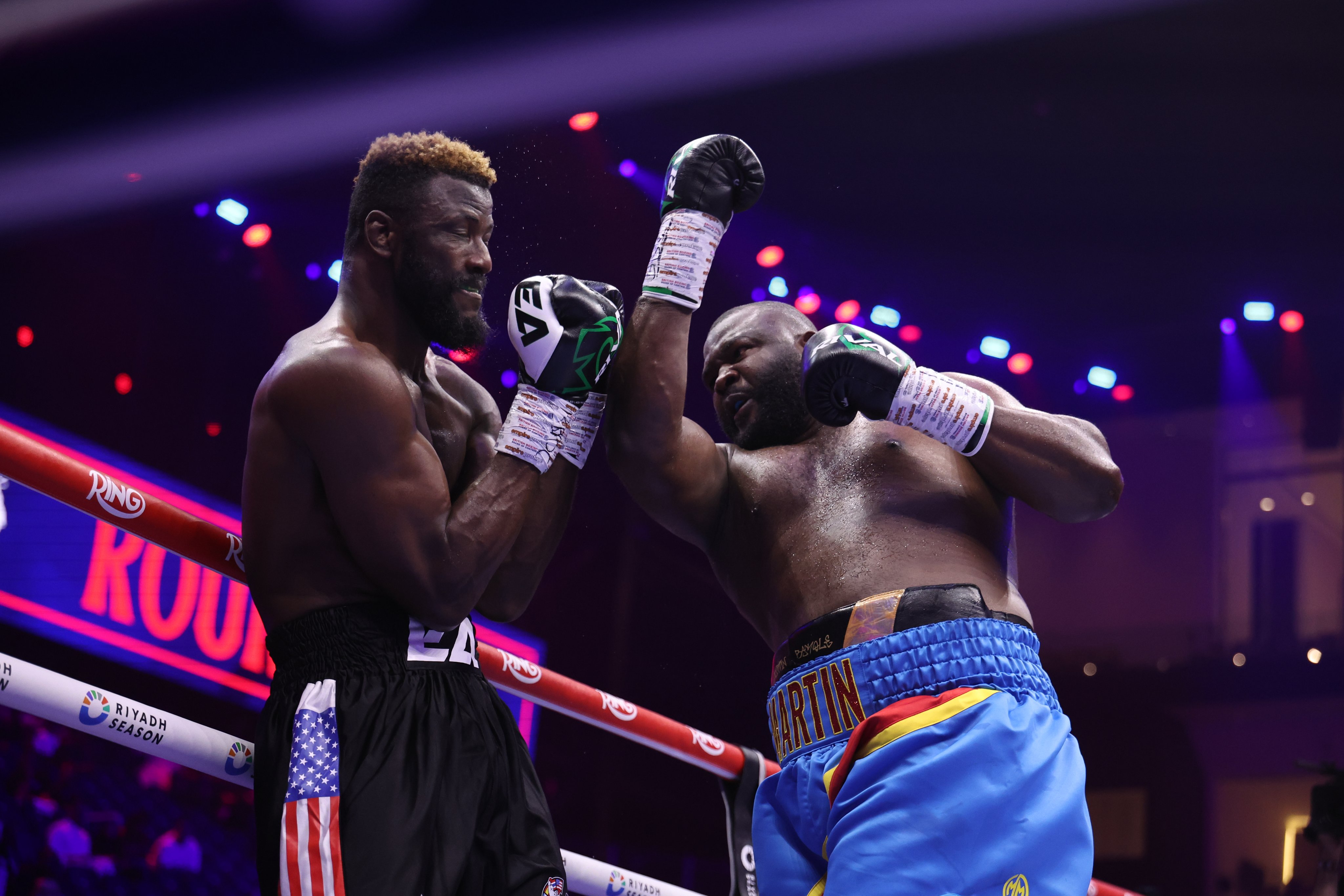 Bakole - Ajagba: Starcie taktyki z brutalną siłą