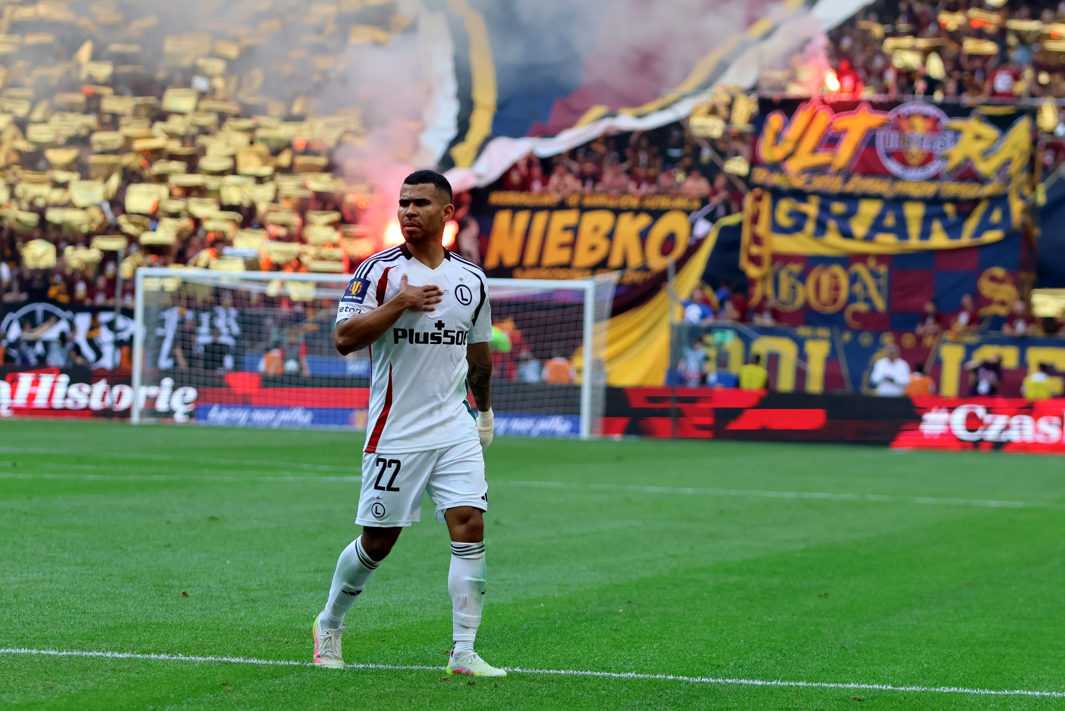 Legia chce zatrzymać piłkarza. Zaplanowano rozmowy