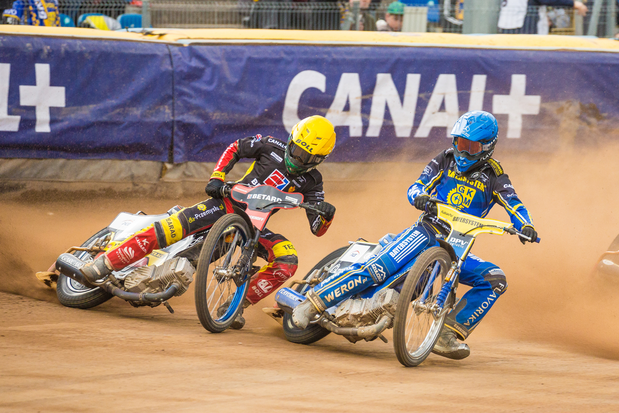 Żużel. Transfer do Włókniarza na ostatniej prostej. Są już po słowie