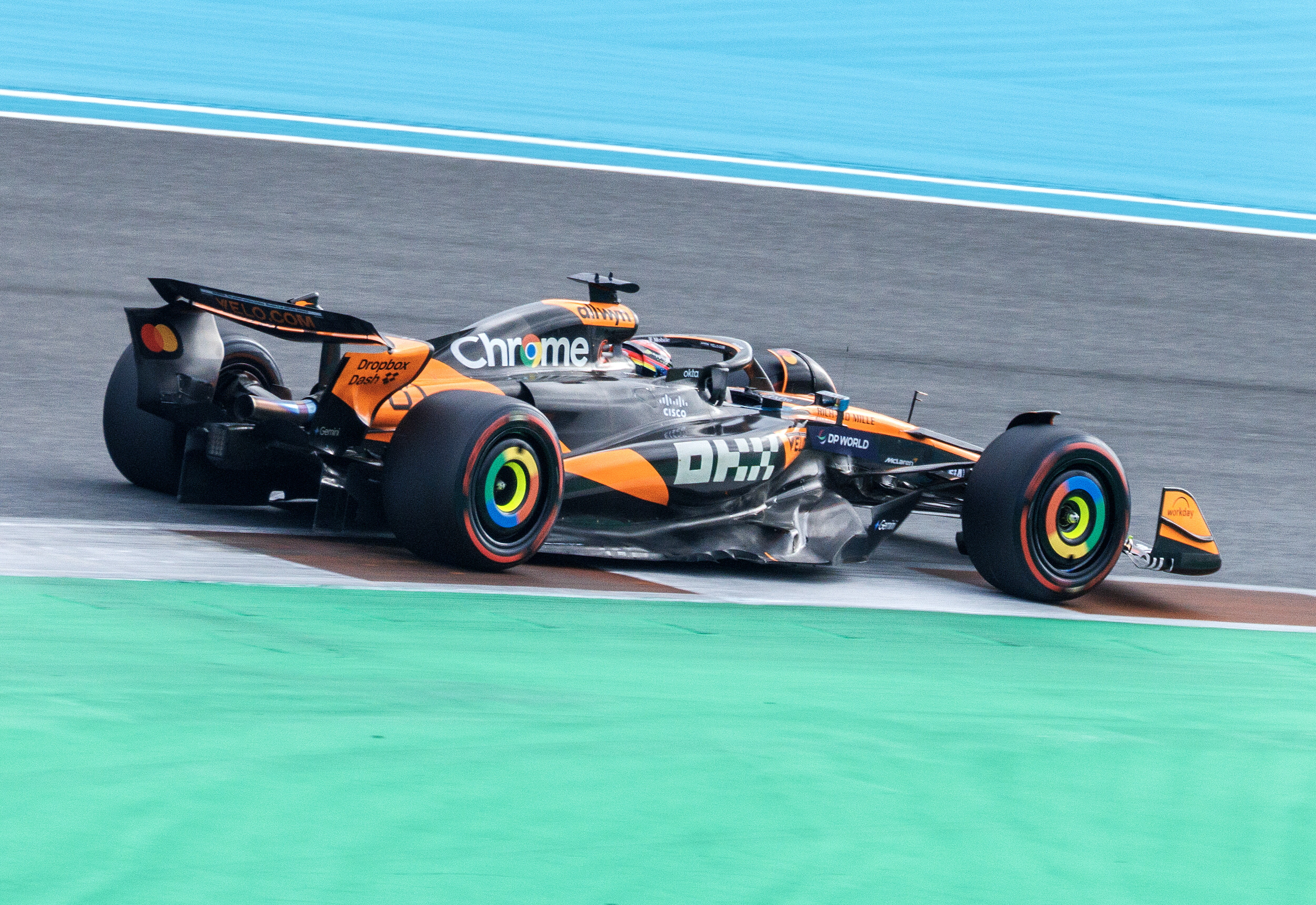 Demolka w wyścigu F1 w Miami. Verstappen nie dał rady