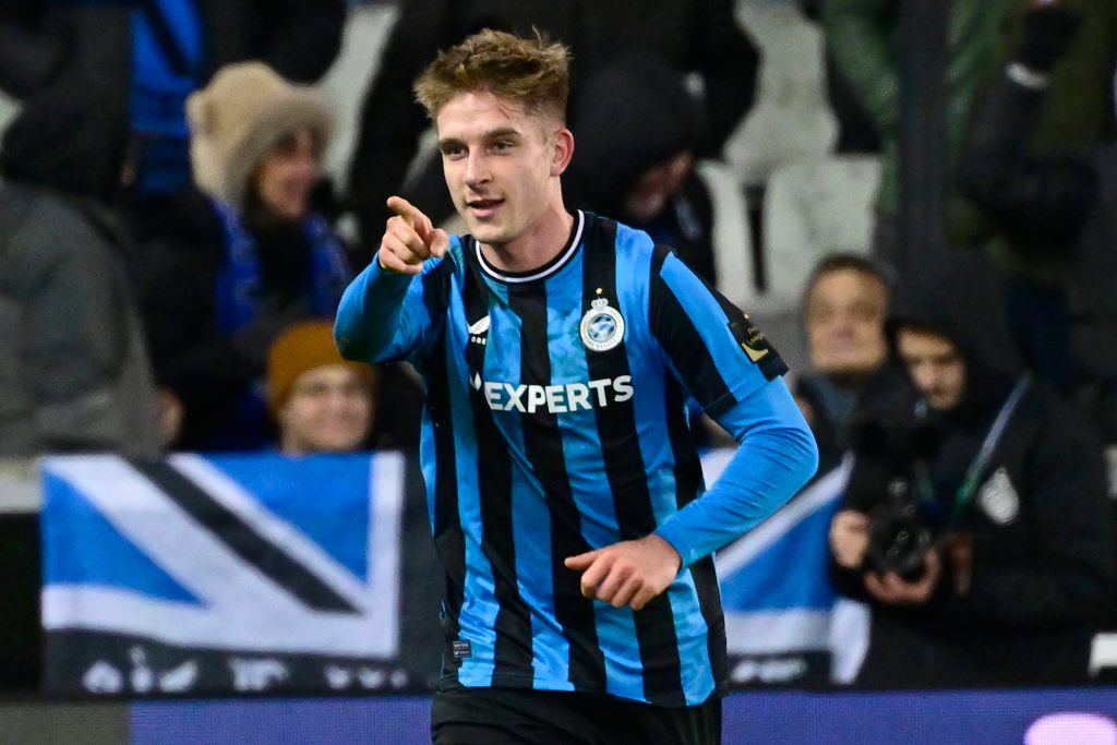 Michał Skóraś z trofeum. Jego klub najlepszy w finale