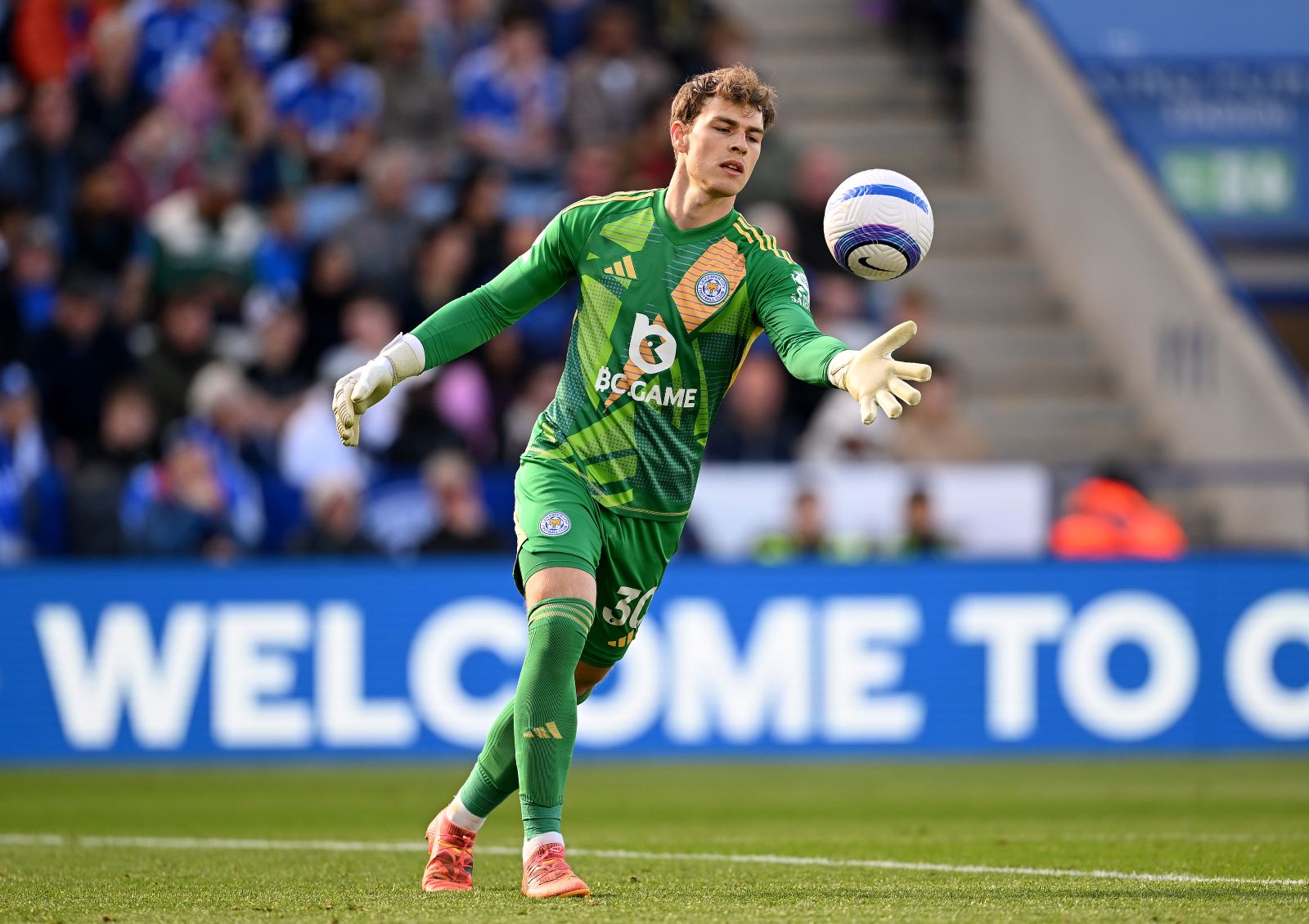 Rozpad "Lisów" po spadku. Media: 25 mln funtów za bramkarza