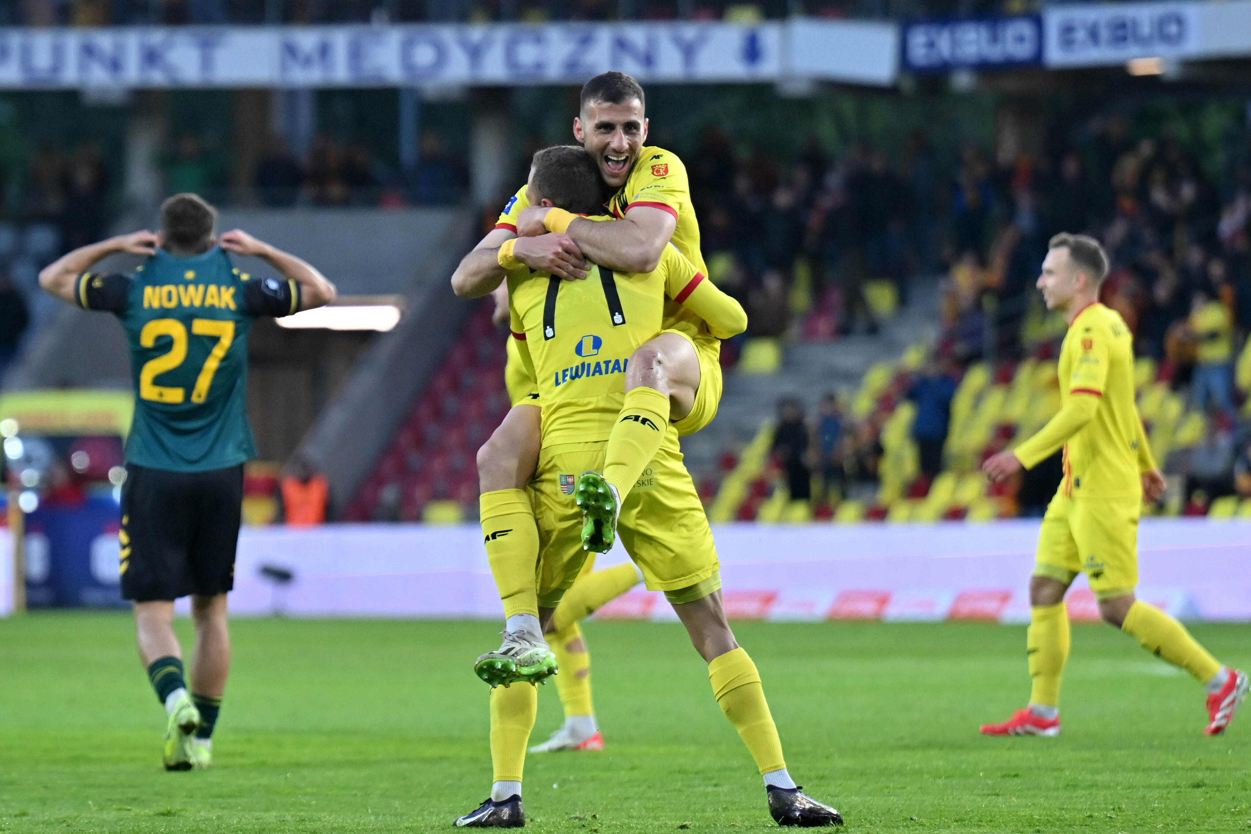 Plażowanie GKS-u Katowice w Kielcach. Korona zadała cios w samej końcówce