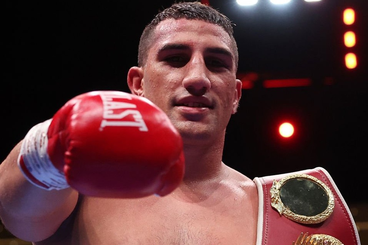 Niespodziewana zmiana w walce o pas. Australijczyk z życiową szansą