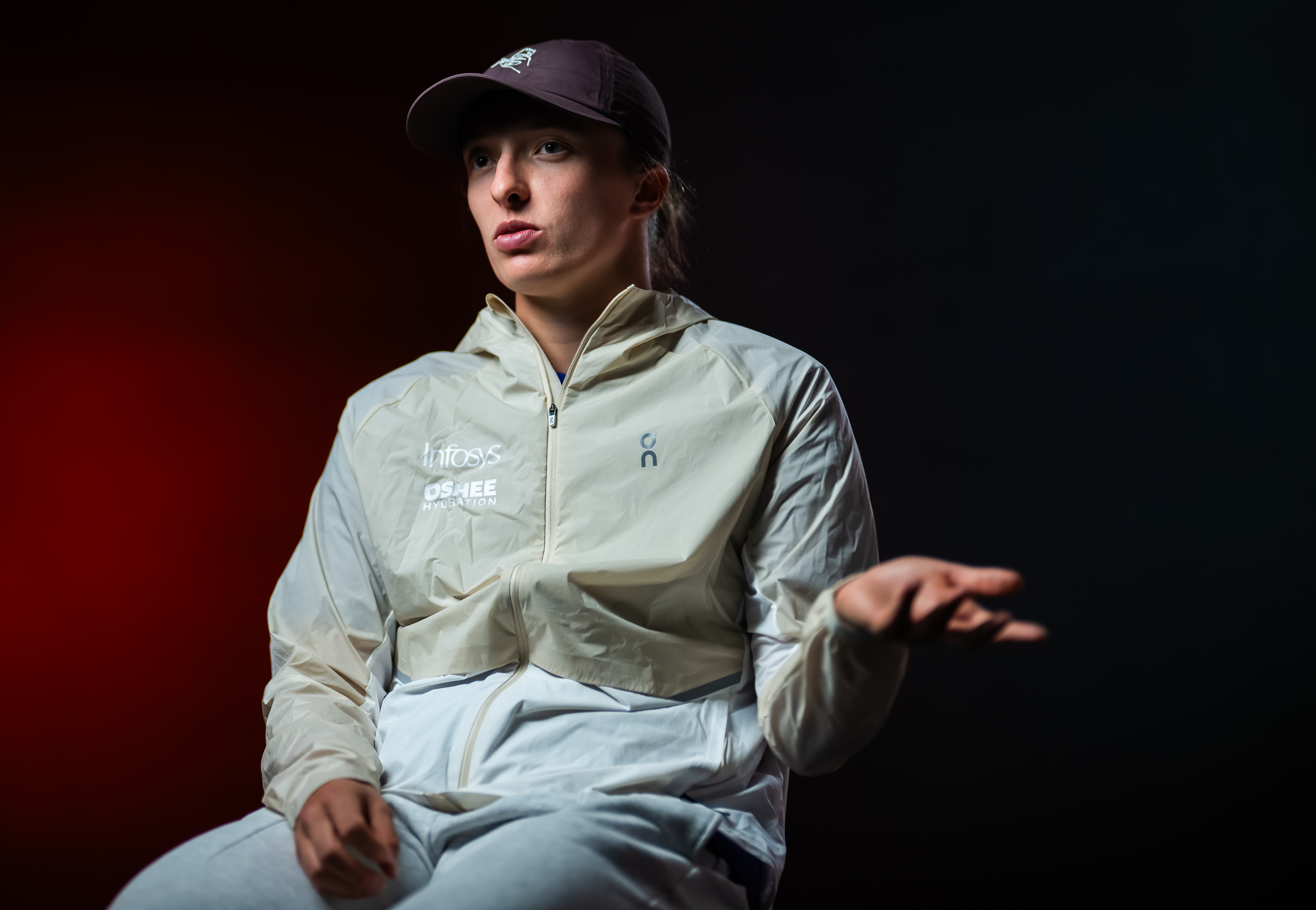 Emma Raducanu - Iga Świątek. Gdzie oglądać mecz wielkoszlemowego Rolanda Garrosa? O której?