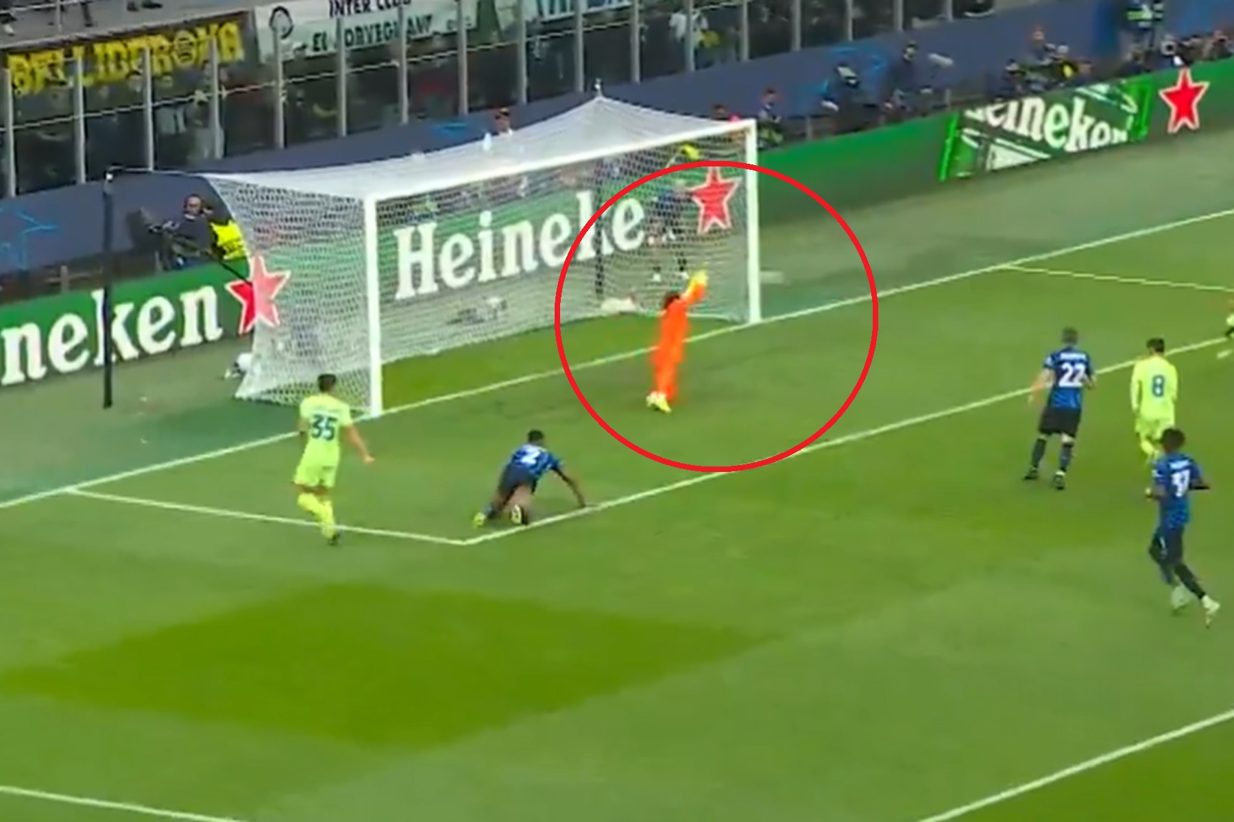 To mogła być zabójcza kontra. Niesamowite, co zrobił Sommer [WIDEO]