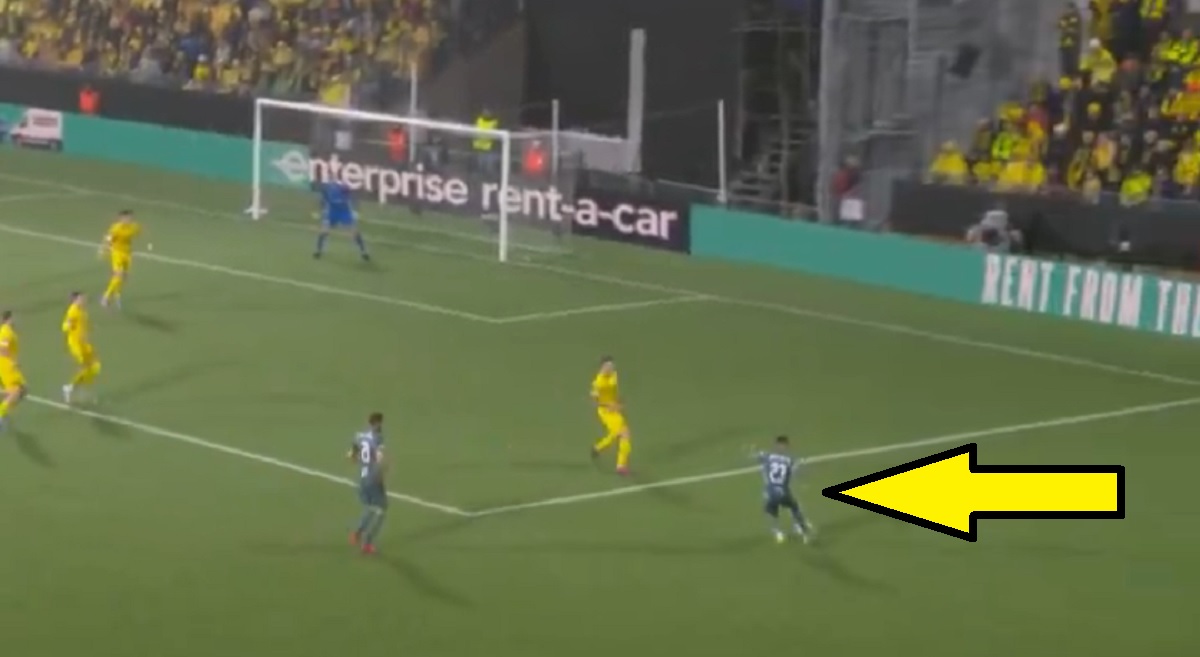 Naoglądał się polskiej ligi. Piękny centrostrzał dał finał Ligi Europy