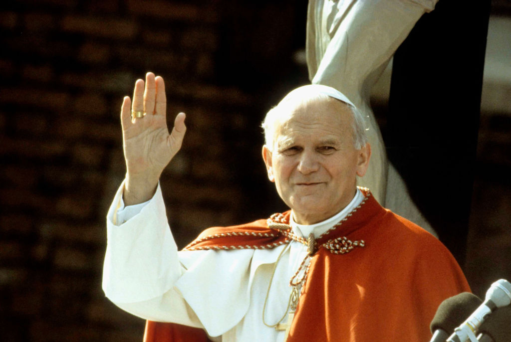 Jan Paweł II - wielki miłośnik sportu. Sprawdź, jak dobrze go znasz!