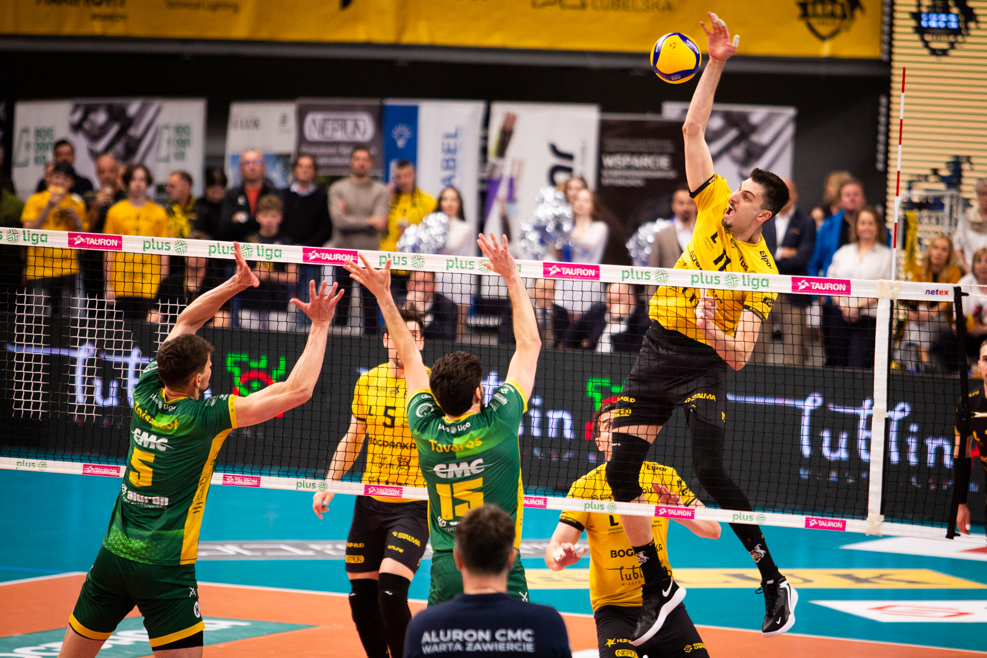 Mistrz Polski nie zwalnia tempa. Odkrycie sezonu na dłużej w klubie