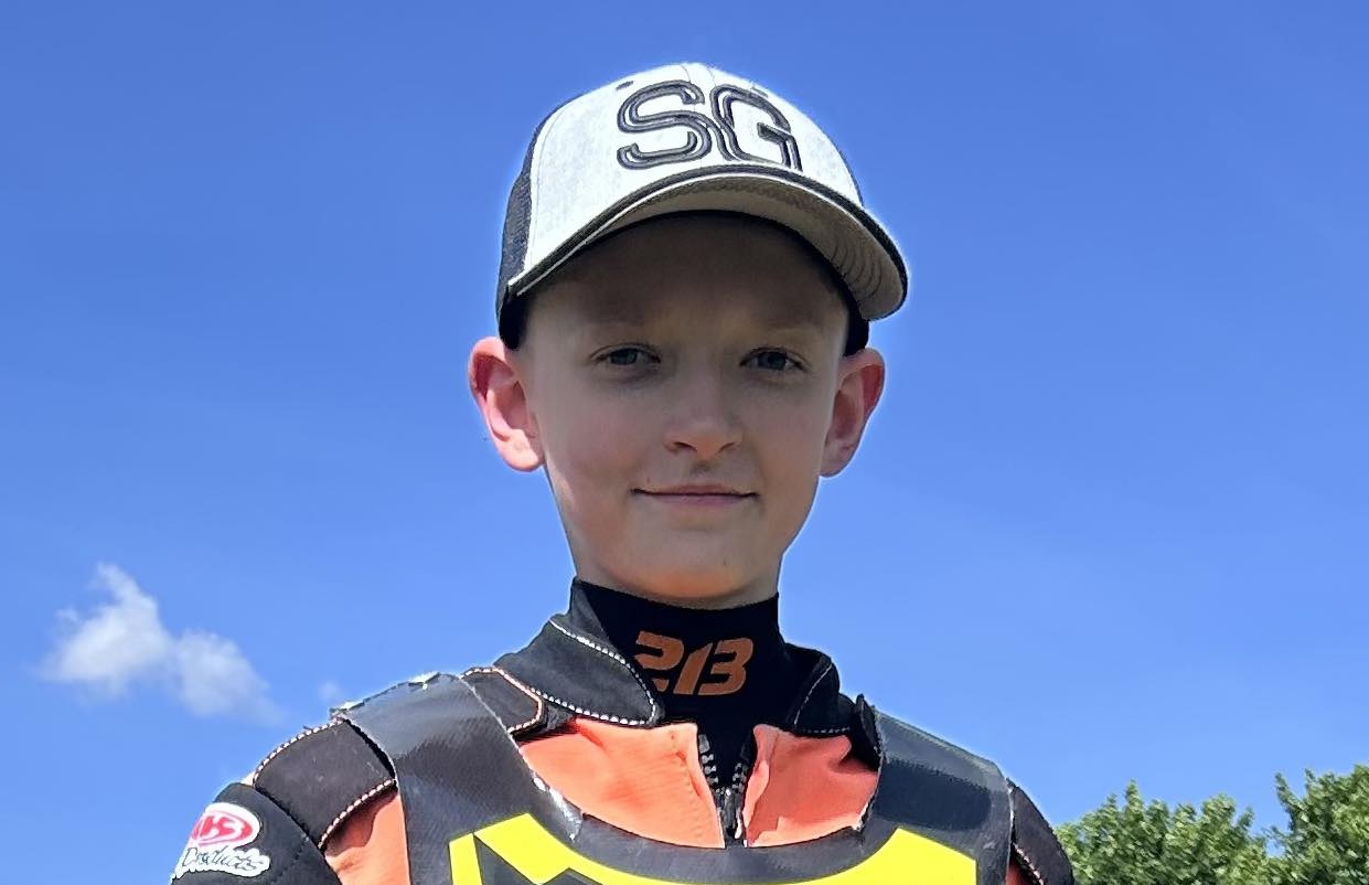 Żużel. MX Plast Stal Wawrów dzieli i rządzi na swoim torze