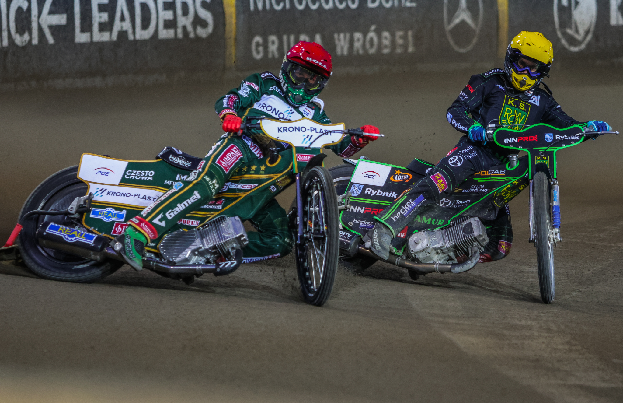 Żużel. Piotr Pawlicki skomentował upadek Nickiego Pedersena. "Zrobił to taktycznie i całkiem mu to wyszło"