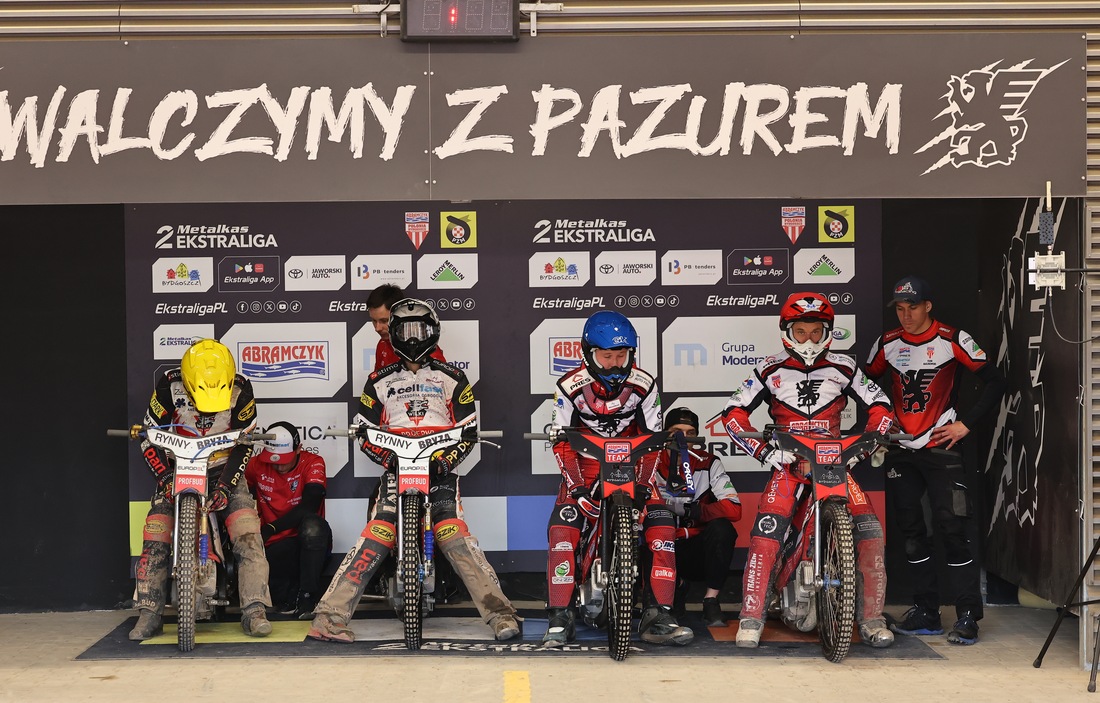 Żużel. Został namaszczony przez kibiców na następcę Sajfutdinowa. Po meczu mówił o atmosferze w drużynie