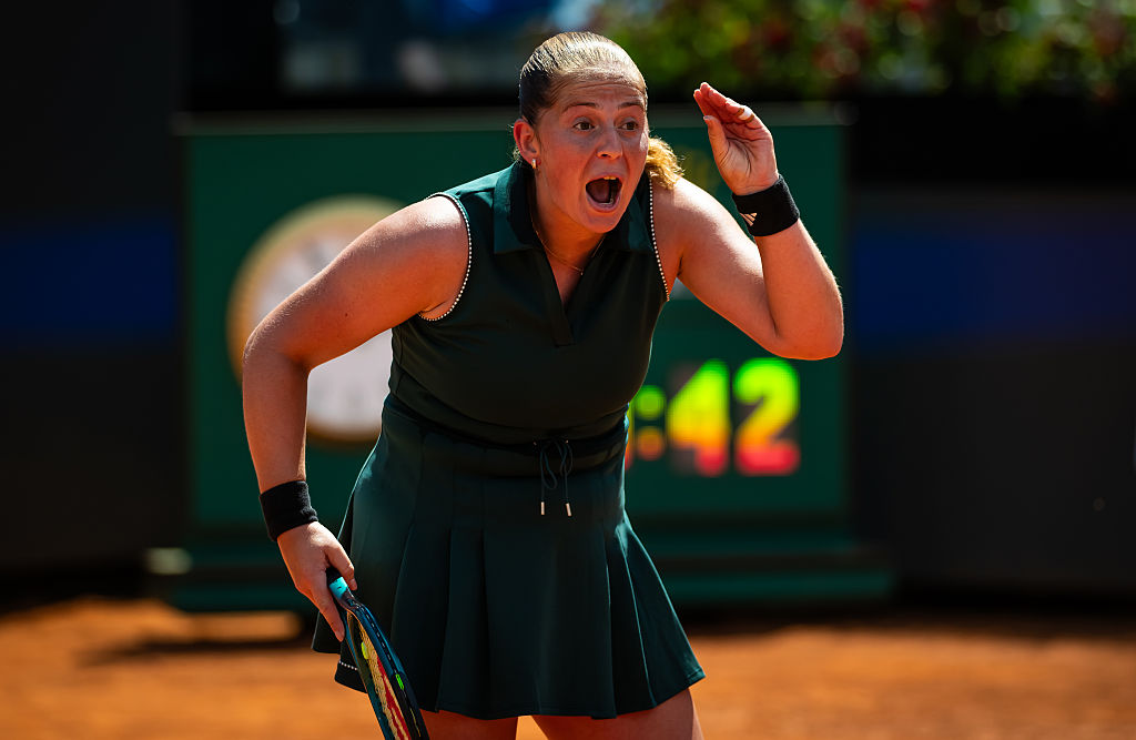 Jelena Ostapenko za burtą turnieju w Rzymie