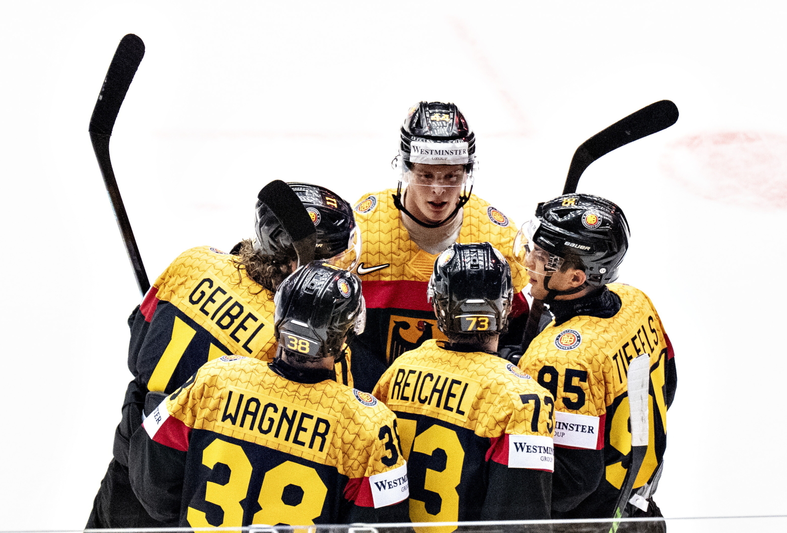 Niemcy ciągle niepokonani na MŚ. Ważna wygrana Łotwy