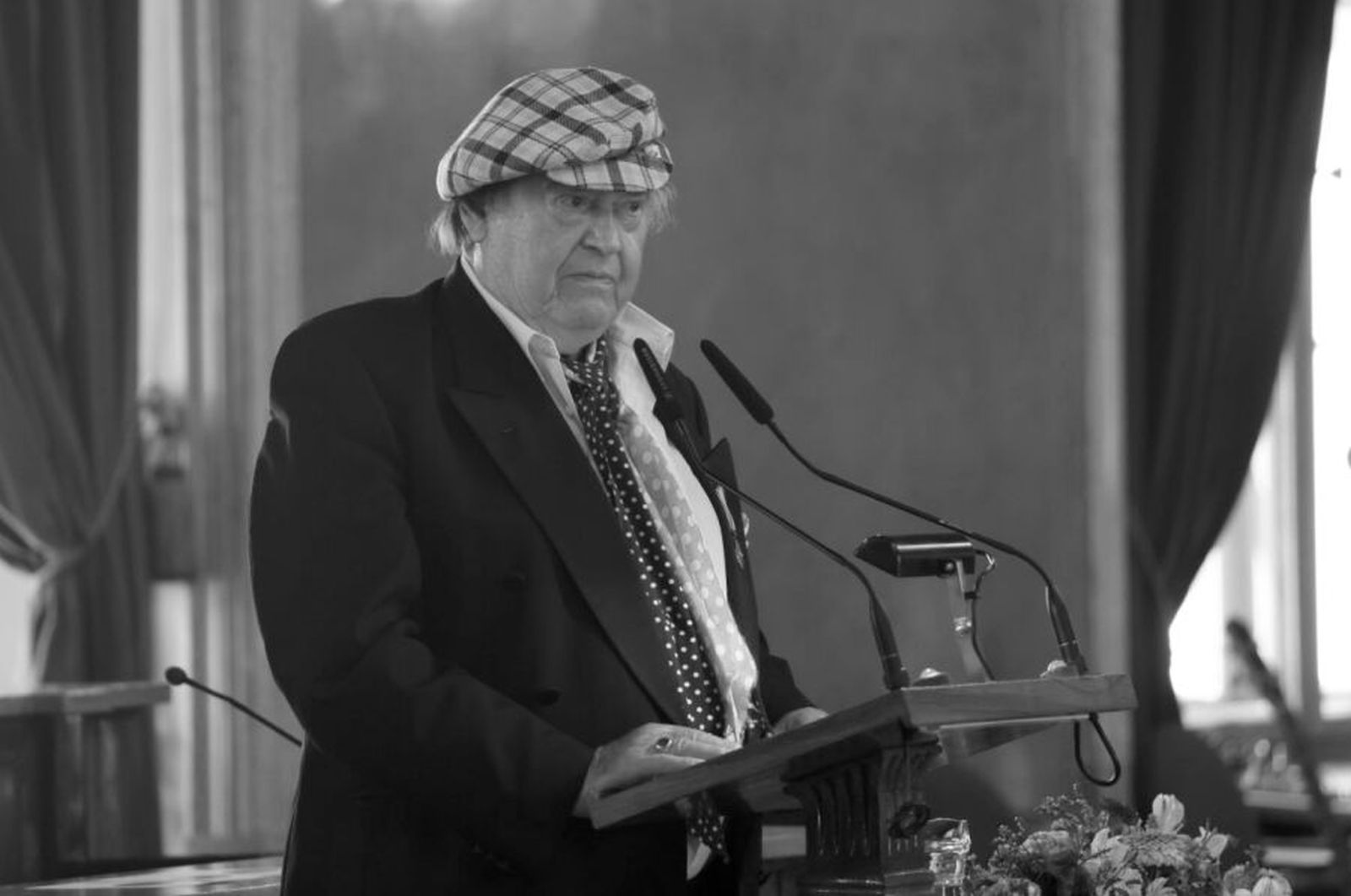 Kraków w żałobie. Nie żyje legendarny Aleksander Kobyliński