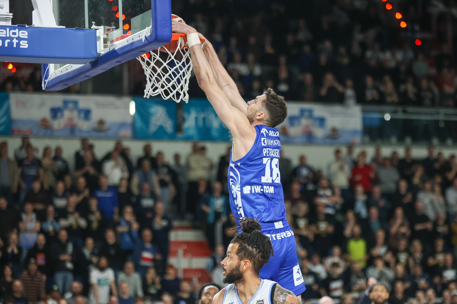 Znamy pierwszego półfinalistę Orlen Basket Ligi. Odrobili lekcję z poniedziałku