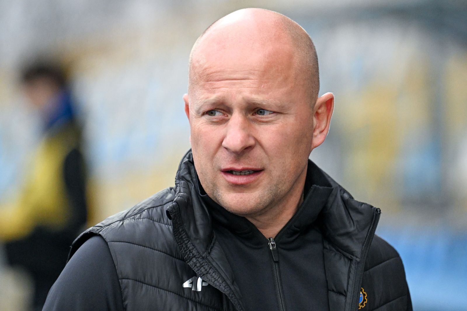 "Miałem być niszczony". Były trener Stali oskarża prezesa o szantaż