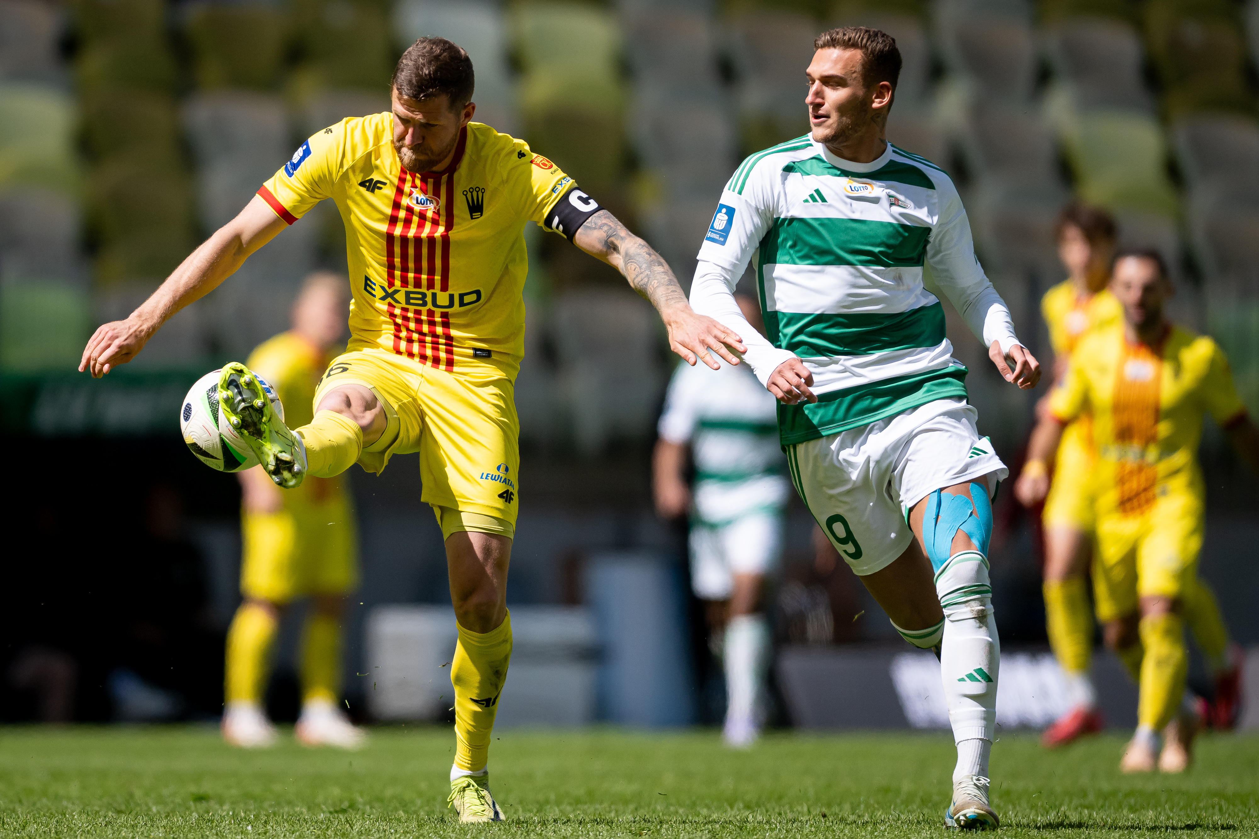 Kapitan odchodzi z Korony Kielce. "Taka szansa zdarza się raz w życiu"