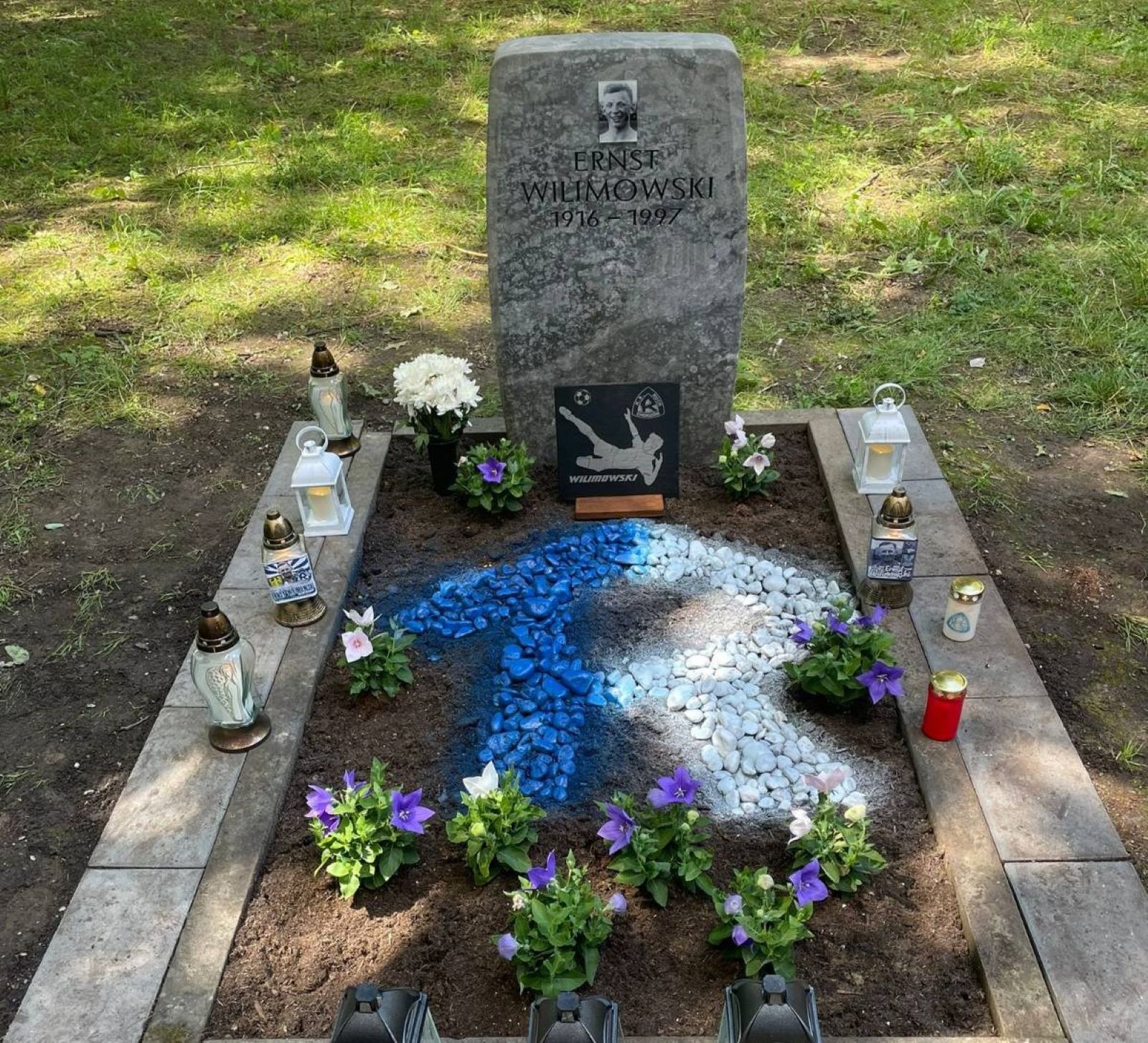 Niemcy chcieli zlikwidować grób polskiej legendy. Kibice zadziałali szybko. Oto efekt