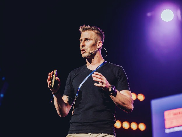 Właśnie przechodzi na emeryturę wojskową. Co teraz? "Uciekamy z rodziną"