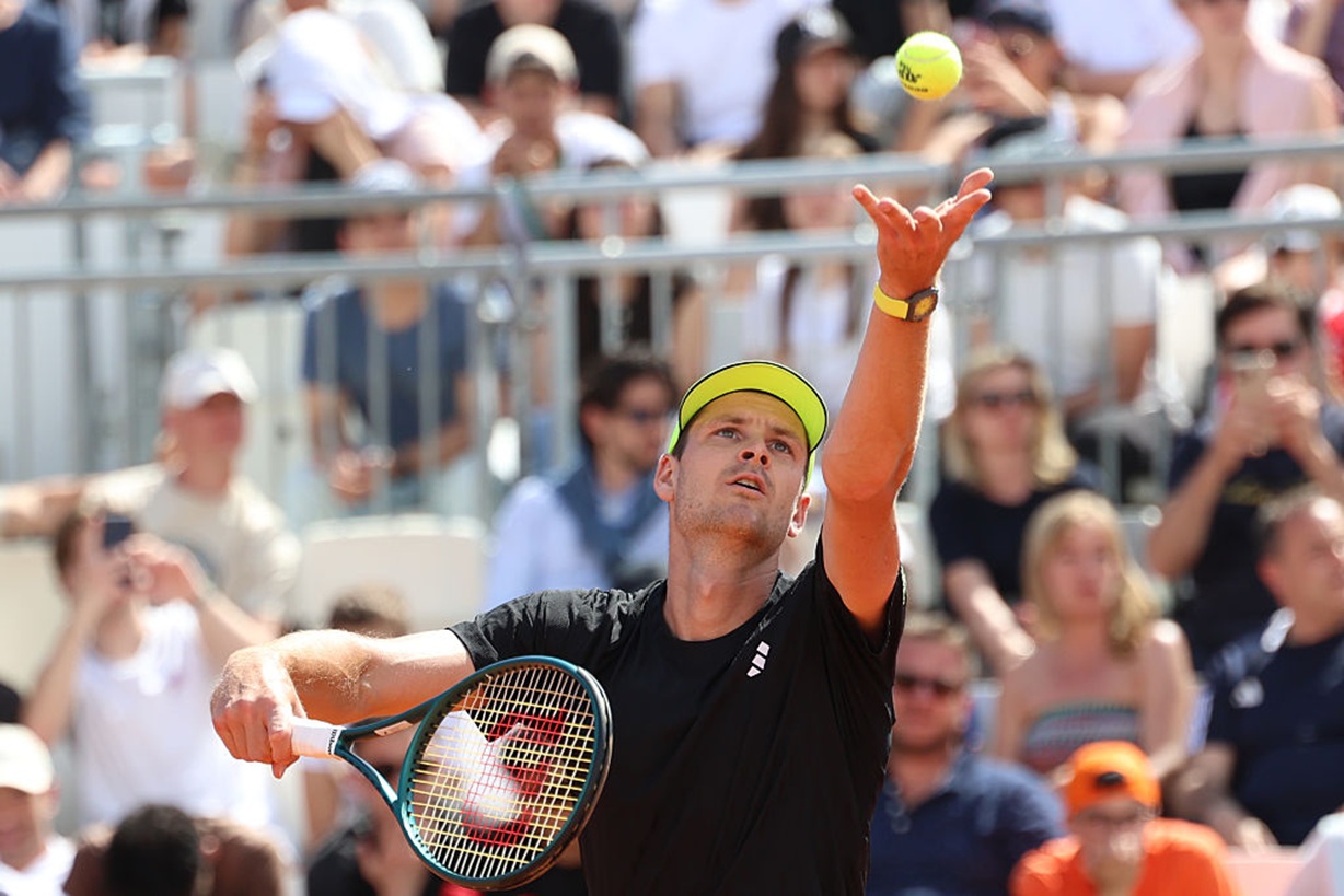 Hurkacz rozpocznie Roland Garros. O której mecz z gwiazdą tenisa?