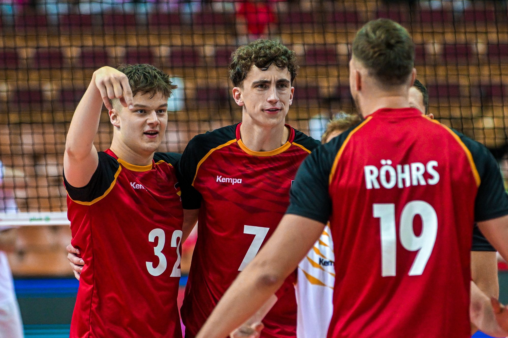 Pogromcy Polaków tym razem z szybką porażką