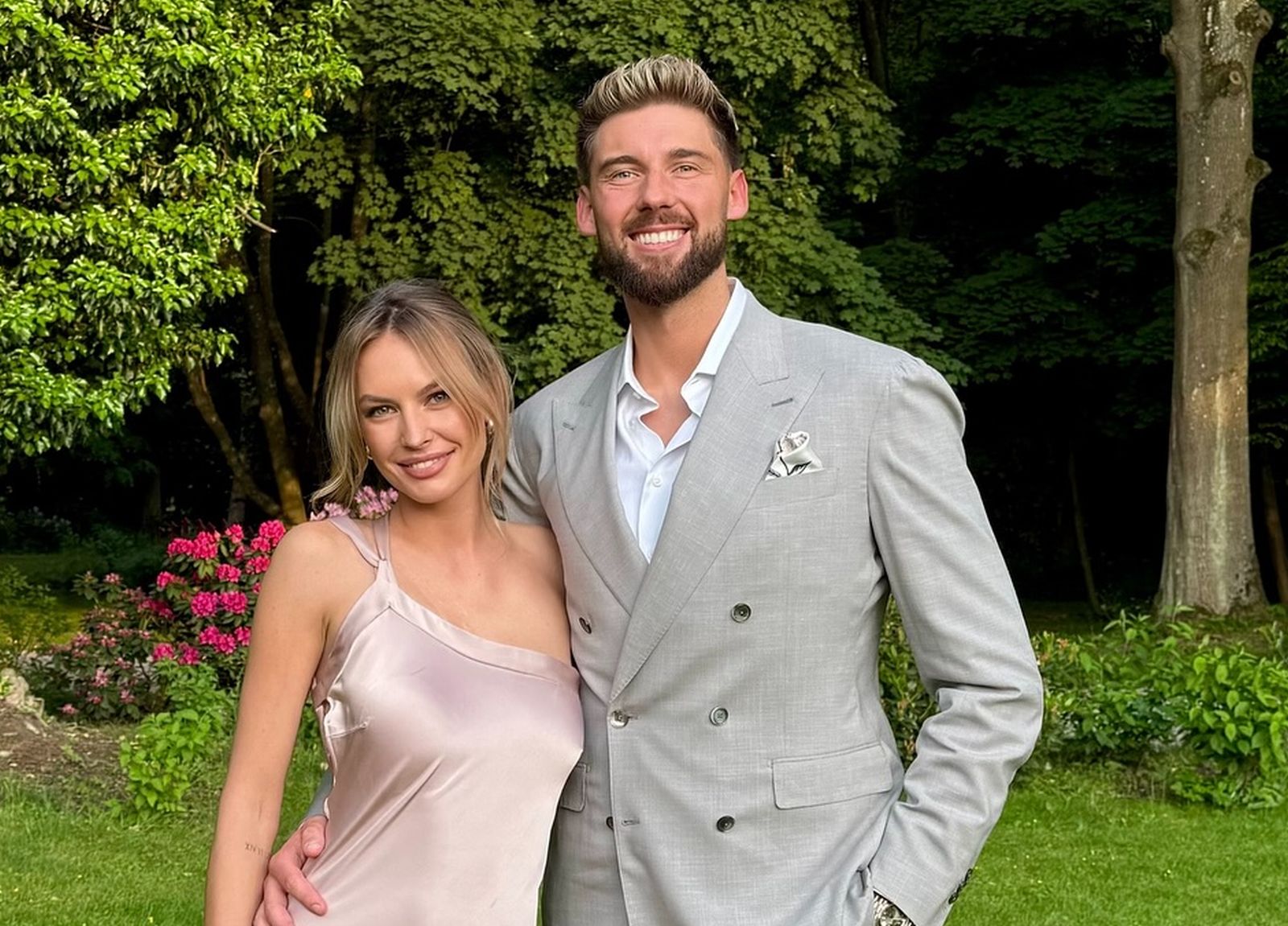 "Niech miłość rozkwita". Polski siatkarz z nową partnerką