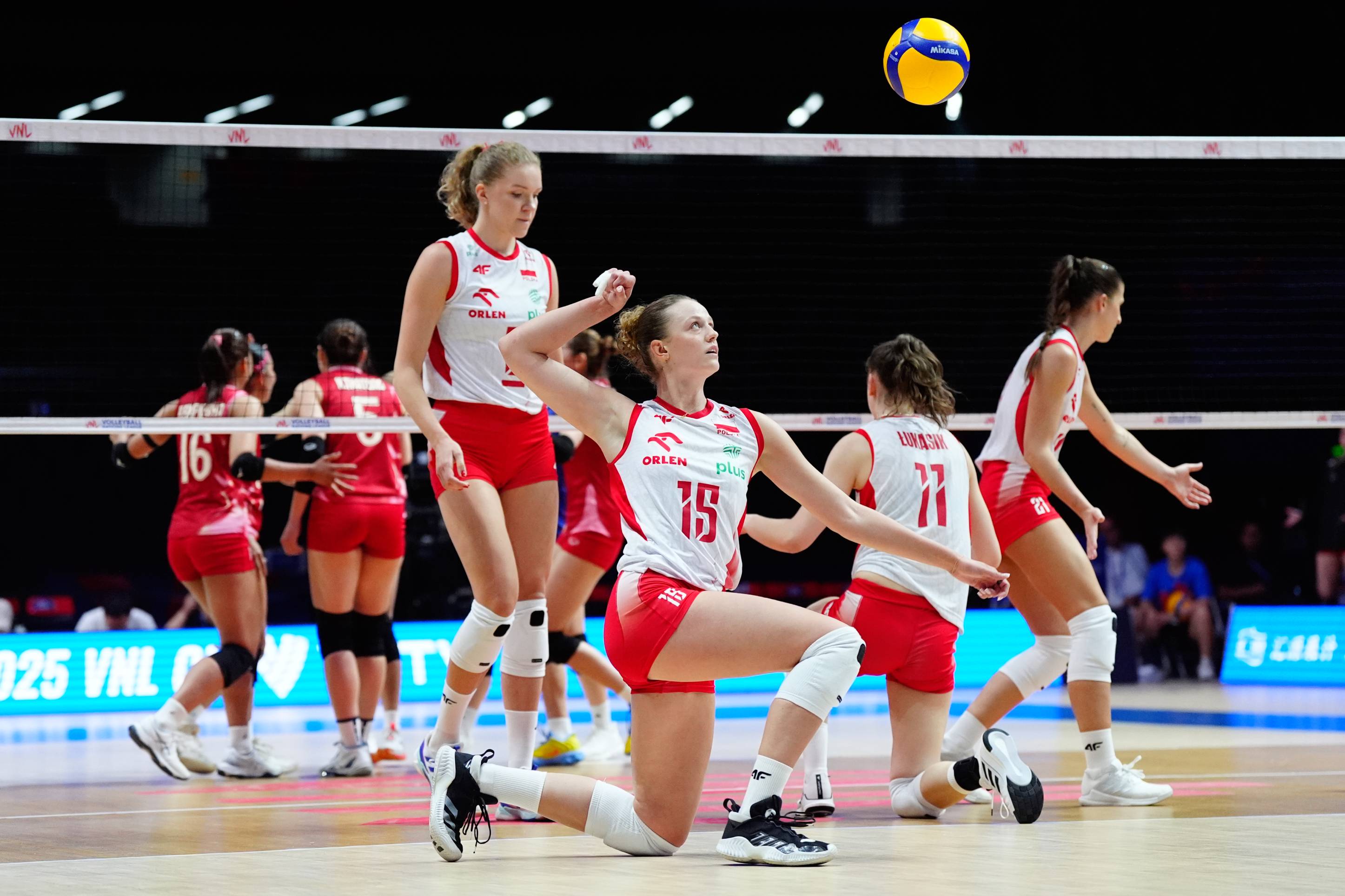 "Jakby się weszło do sauny". Takie warunki spotkały Polki w Chinach