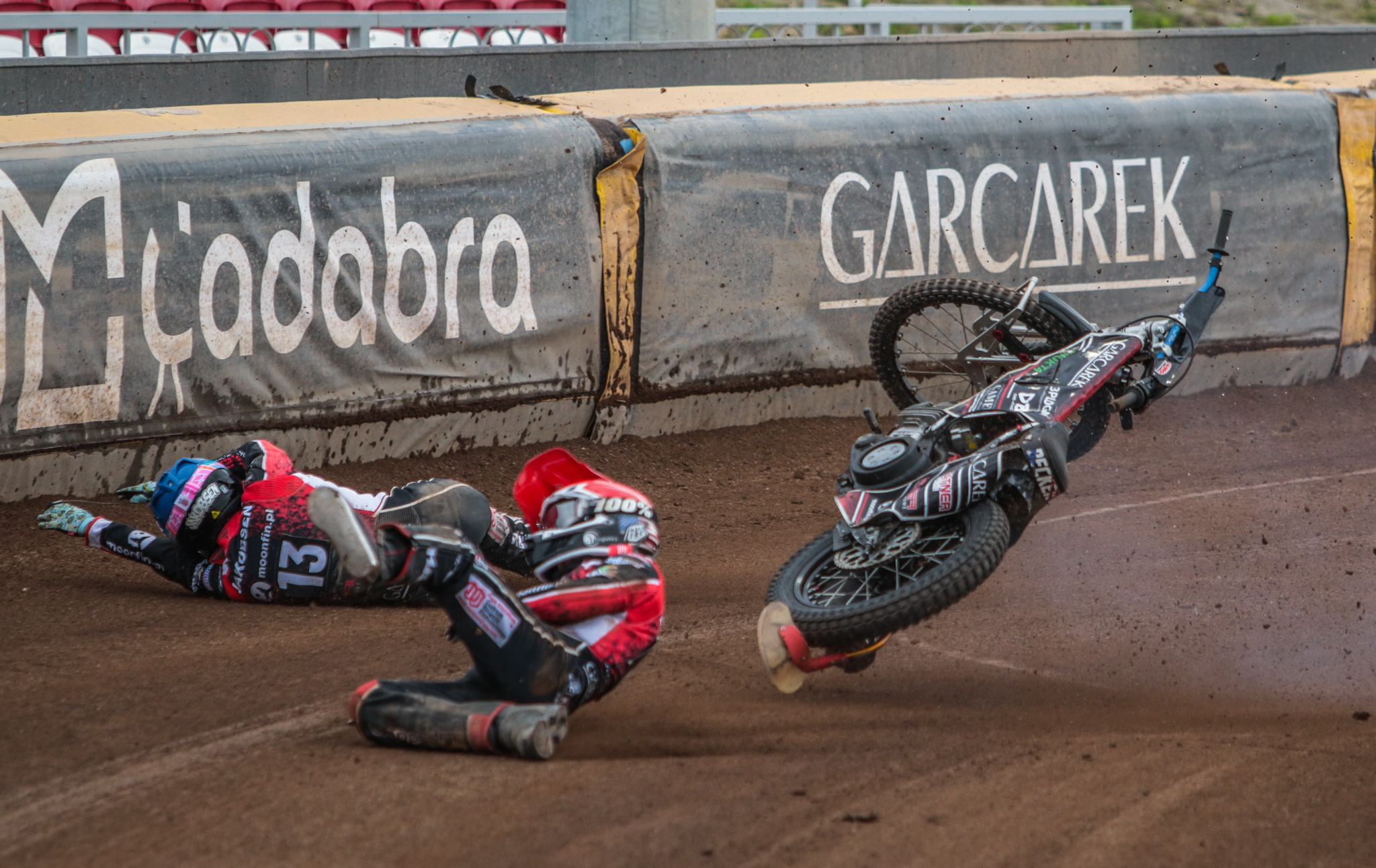 Żużel. Los gwałtownie sprowadził ich na ziemię. Takiego pecha nie miał nikt od lat