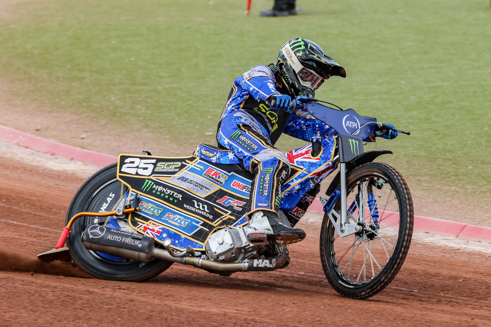 Żużel. Lwy wyszarpały zwycięstwo Tygrysom. Bardzo dobry mecz Jacka Holder, Douglas nie ukończył spotkania