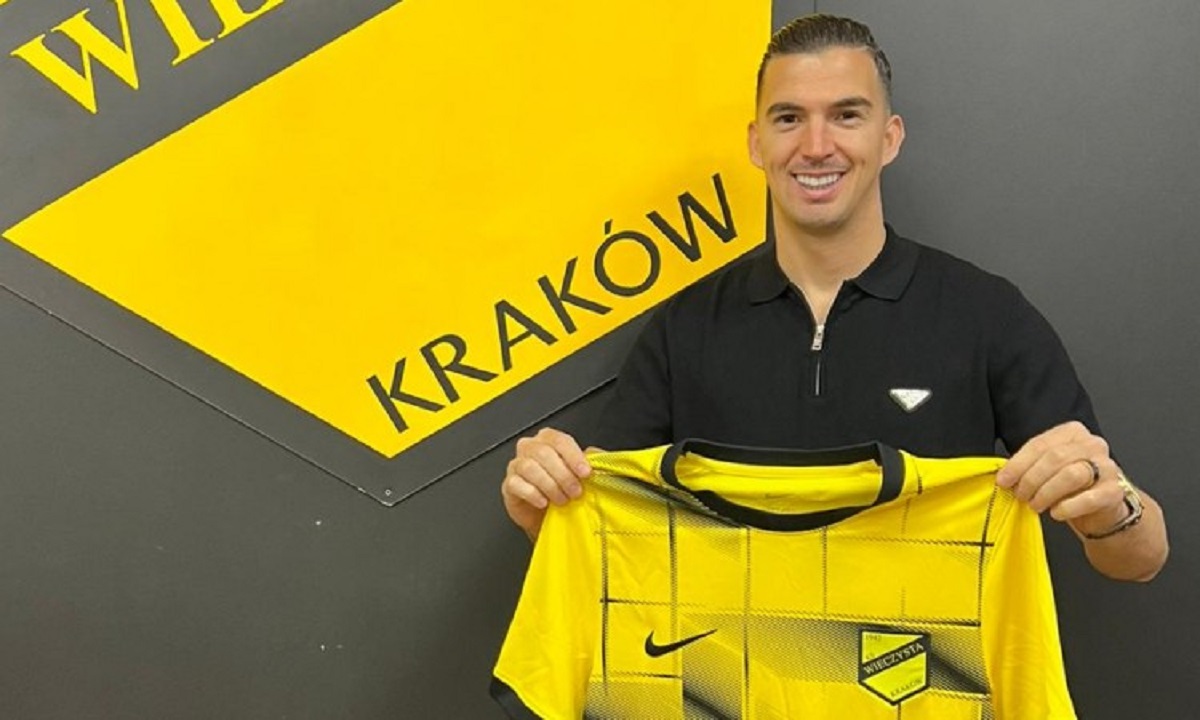 Wywalczyli awans i się zaczęło. Sensacyjny transfer Wieczystej