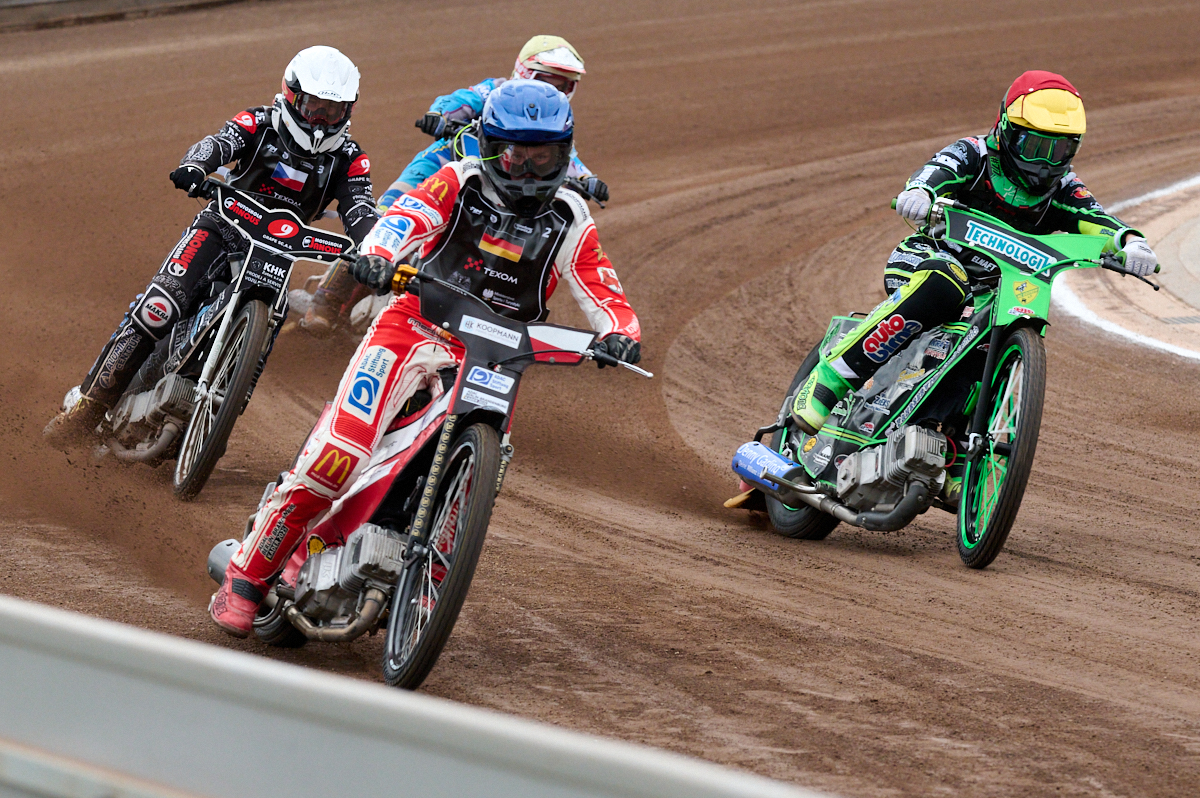 Żużel. Młodzież narobiła sporo hałasu. Nastolatek skradł show w Landshut