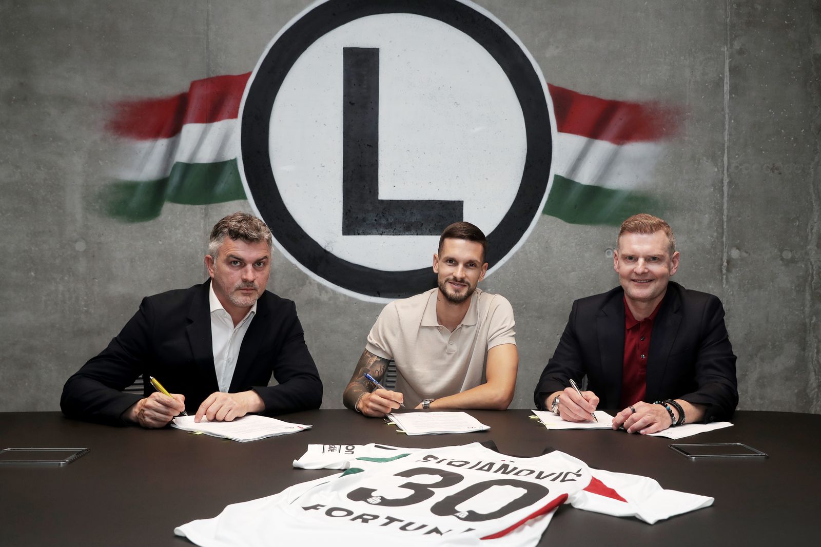 Legia Warszawa z pierwszym transferem. "Uniwersalny żołnierz"