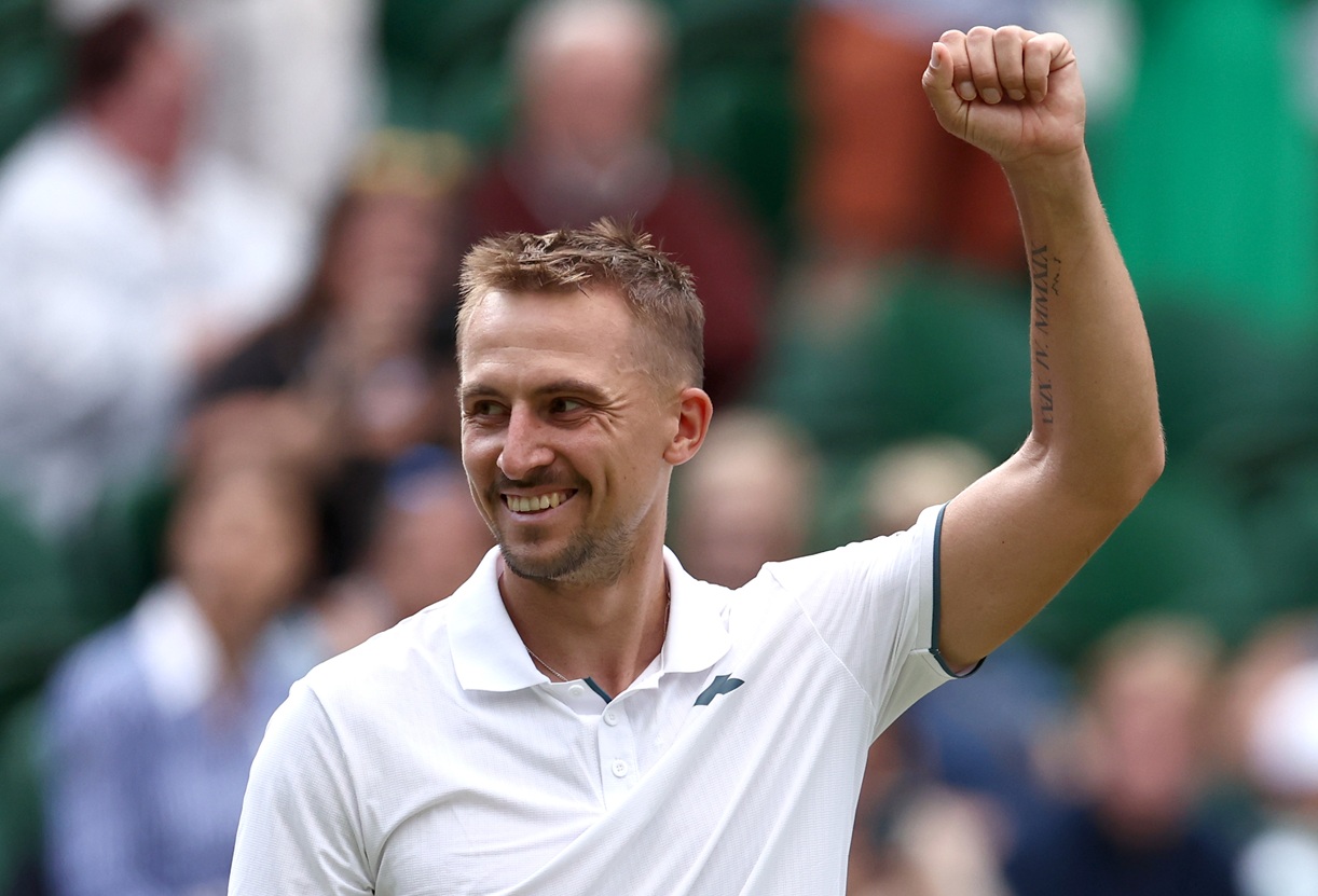 Dwugodzinny bój Polaka w Wimbledonie. Świetny duet zastopowany
