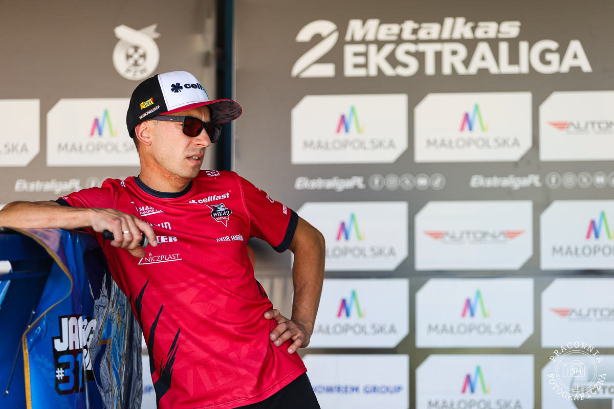 Żużel. "Jesteśmy cyferkami". Jamróg zdradził, dlaczego musiał odejść z Wilków