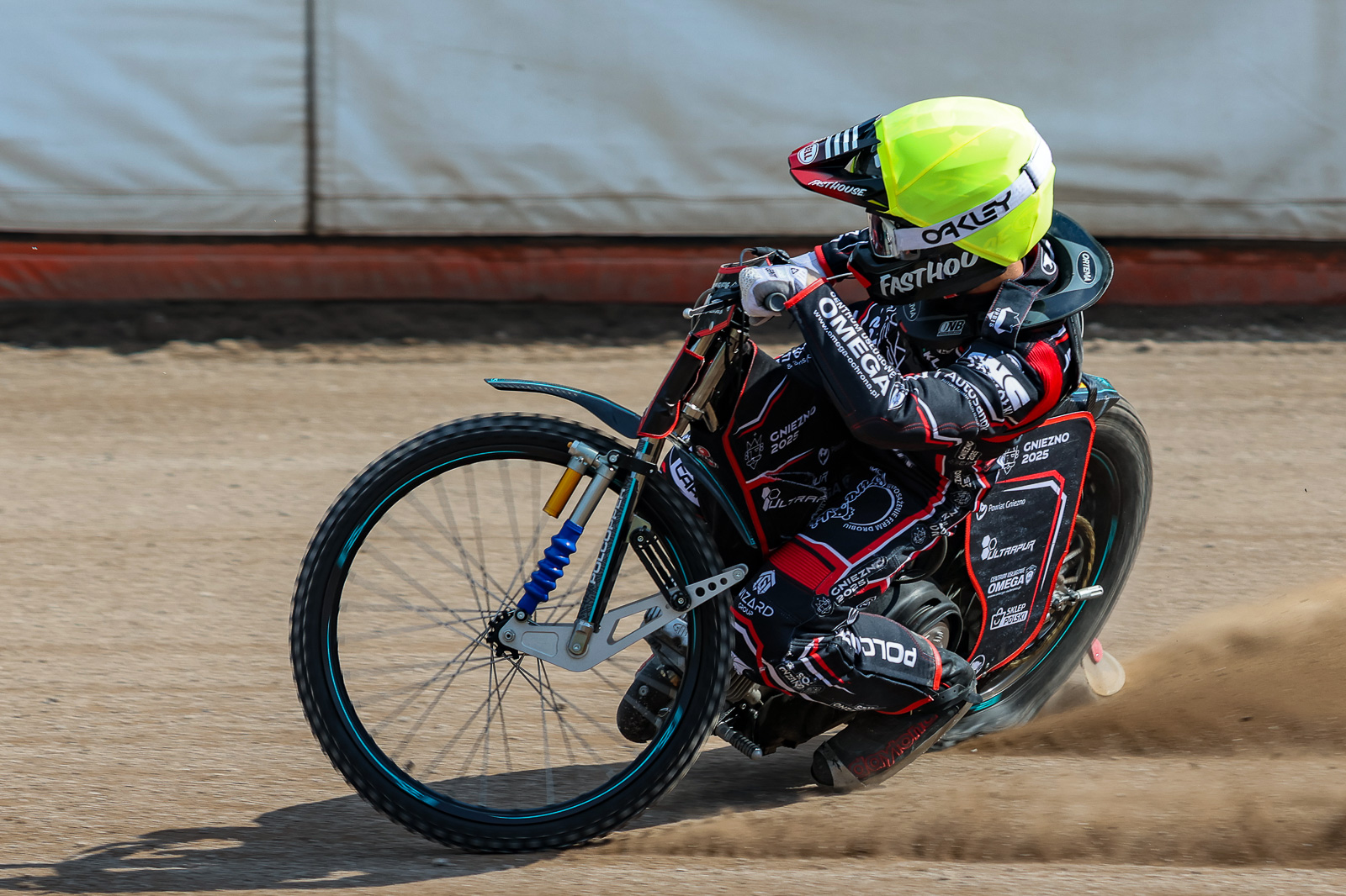 Żużel. Junior Unii wygrał na "Smoczyku". W biegu dodatkowym pokonal zawodnika z Ostrowa