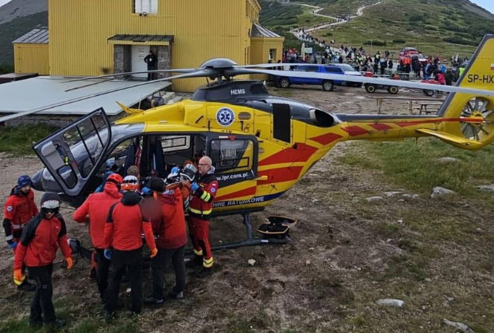 Dramatyczna walka o życie biegacza podczas zawodów. "Kluczowe pierwsze minuty"