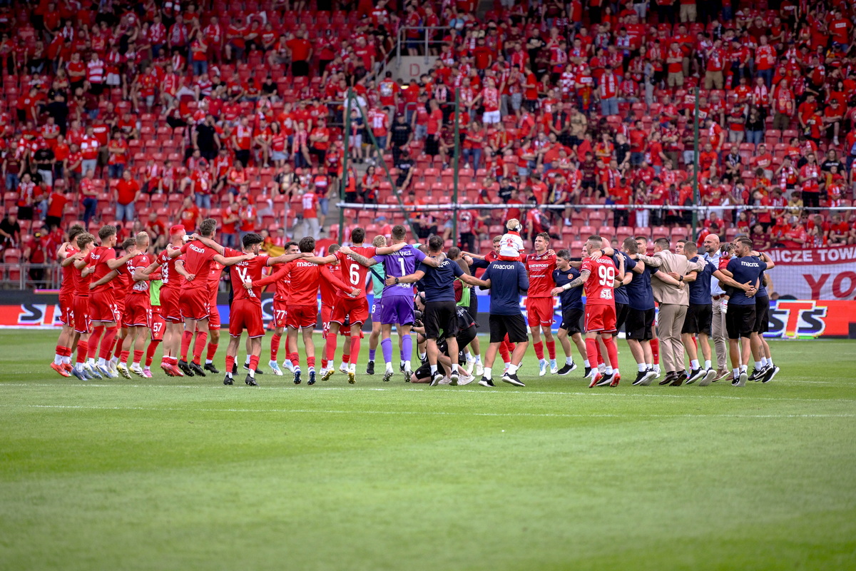 Widzew Łódź - Legia Warszawa. Gdzie oglądać mecz Ekstraklasy? O której godzinie?