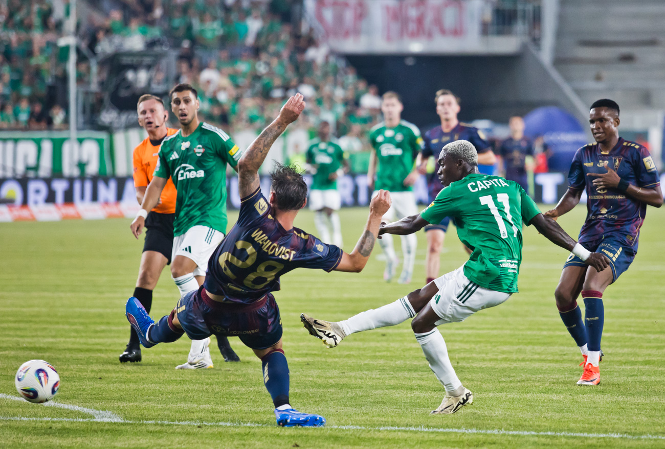 Media. Wpłynęła oferta za gwiazdę PKO Ekstraklasy