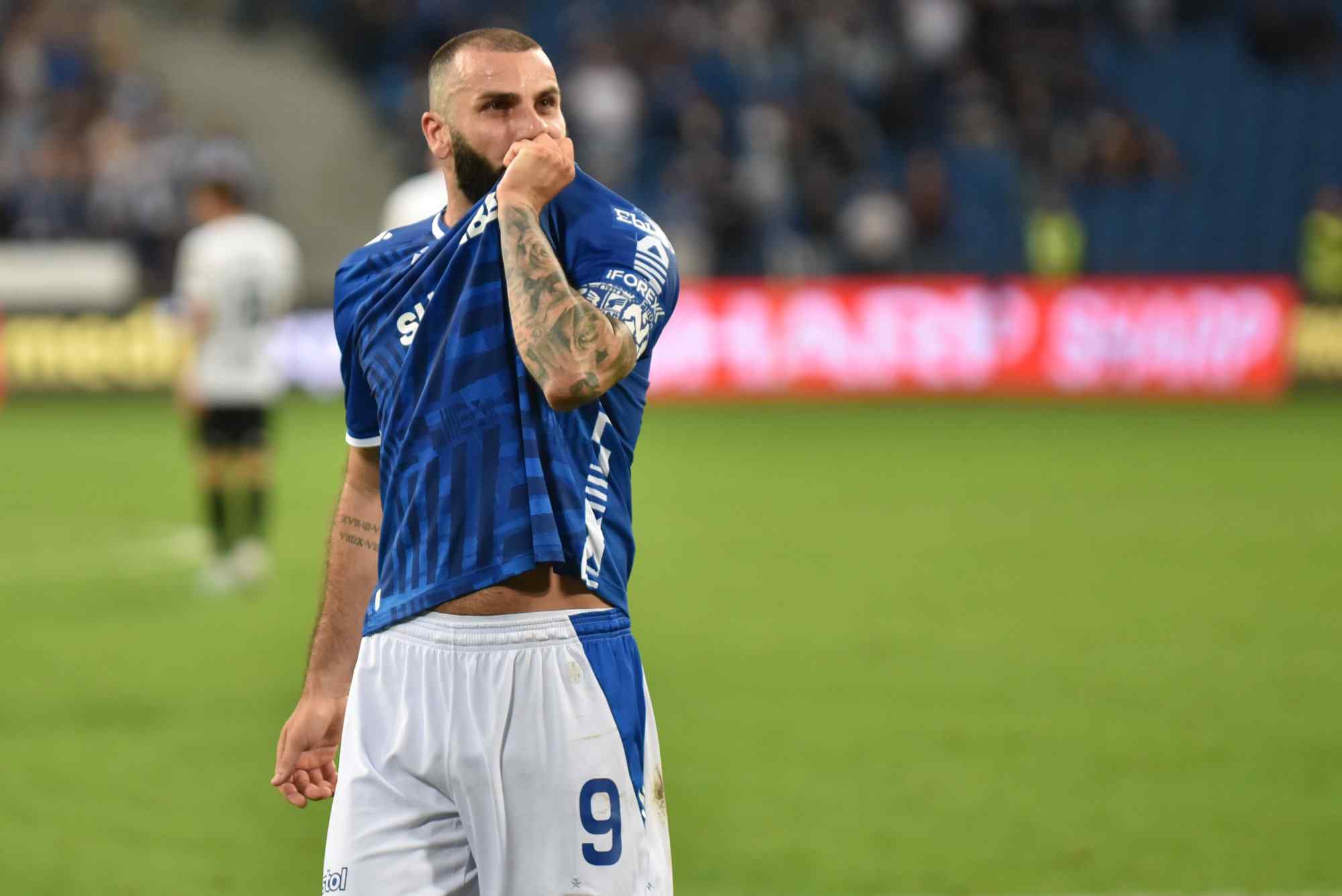 Wyjątkowa niespodzianka dla Ishaka. Został doceniony przez klub i kibiców