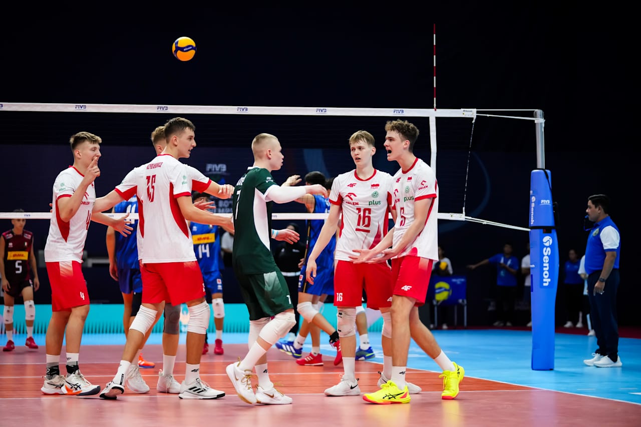 Demolka w wykonaniu Biało-Czerwonych i kolejne zwycięstwo na MŚ