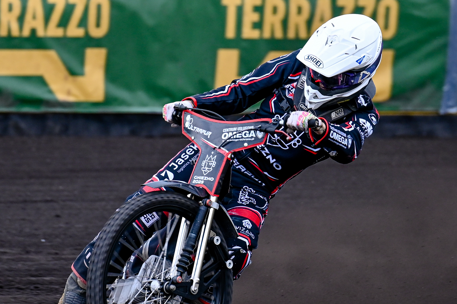 Żużel. 19-latek posadził ich na fotelu lidera. Tabela Krajowej Ligi Żużlowej i statystyki