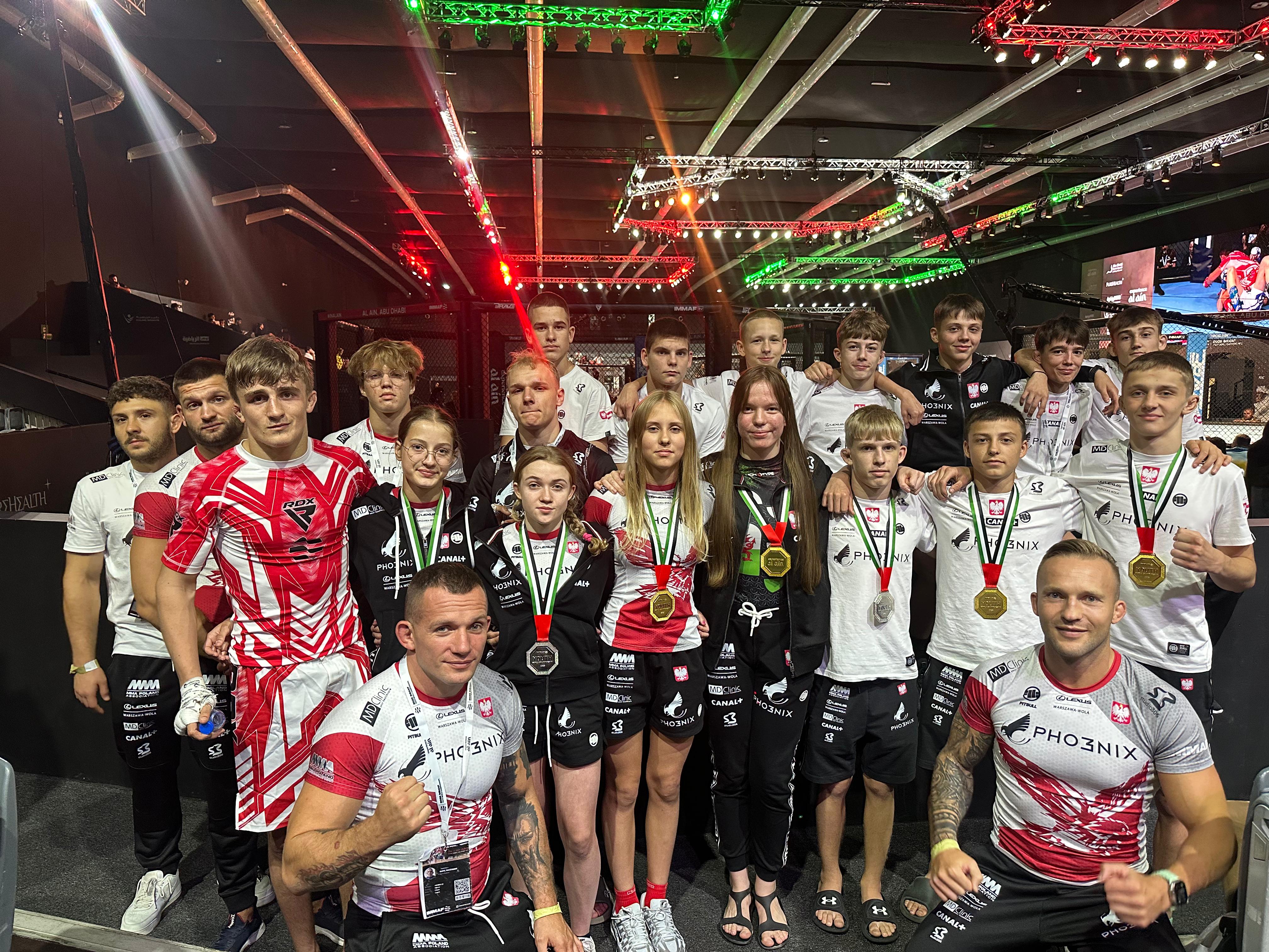Osiem medali i czterech czempionów. Sukces kadry Polski na Młodzieżowych Mistrzostwach Świata MMA 2025