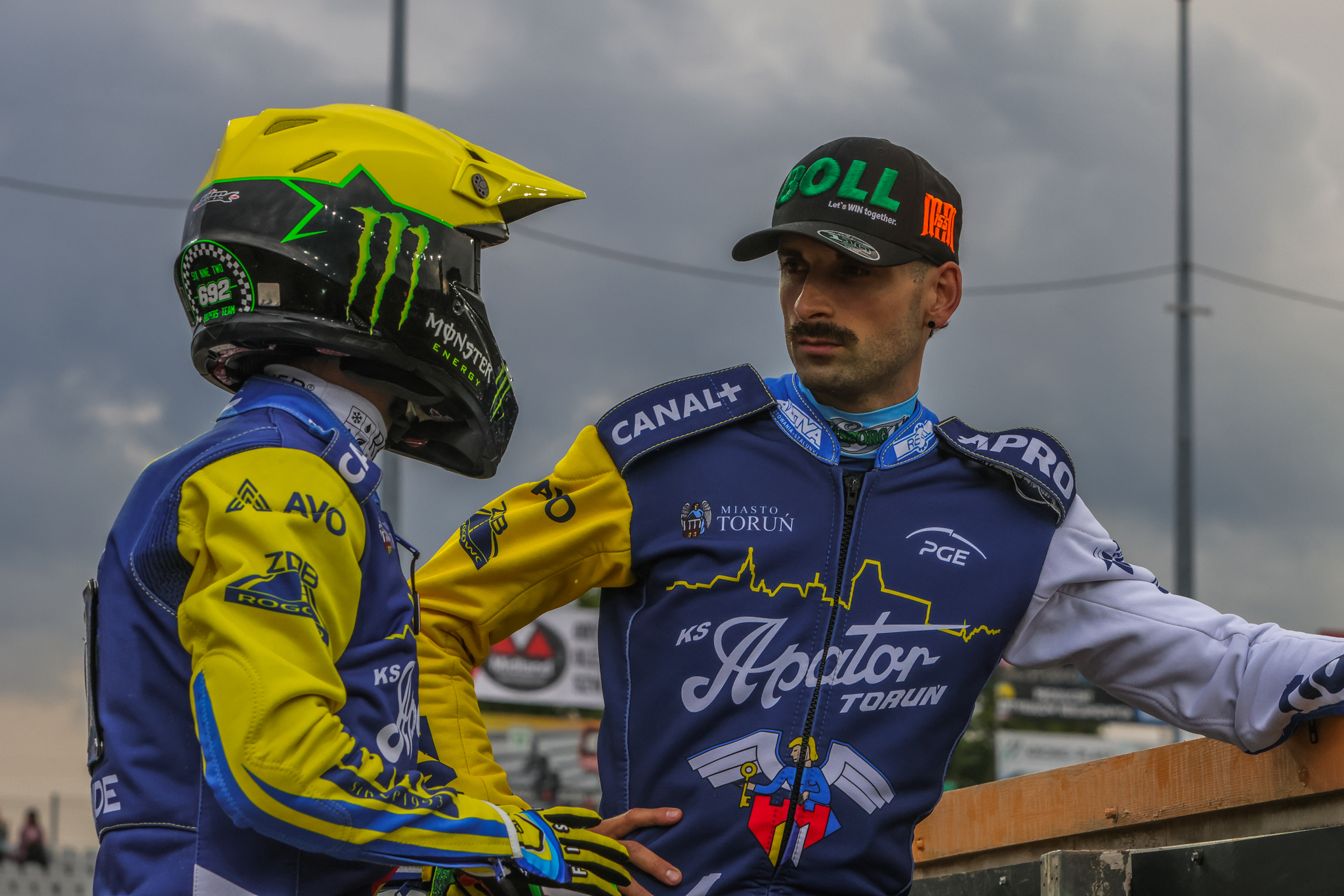 Żużel. Niepokojące wyznanie Michelsena. Chodzi o stan jego lewej ręki