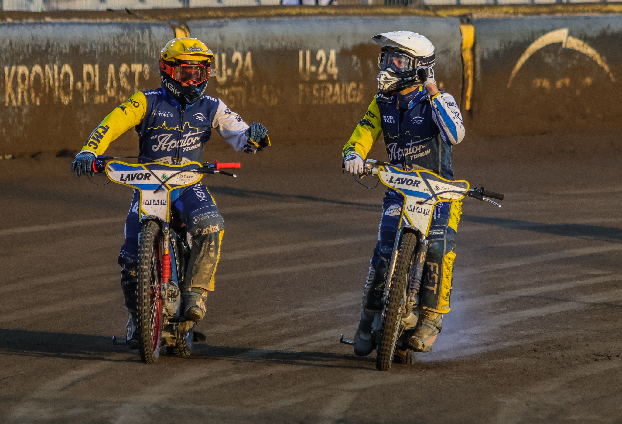 Żużel. Torunianie wykorzystali potknięcia rywali i awansowali do finału. Bednar bronił honoru Stali